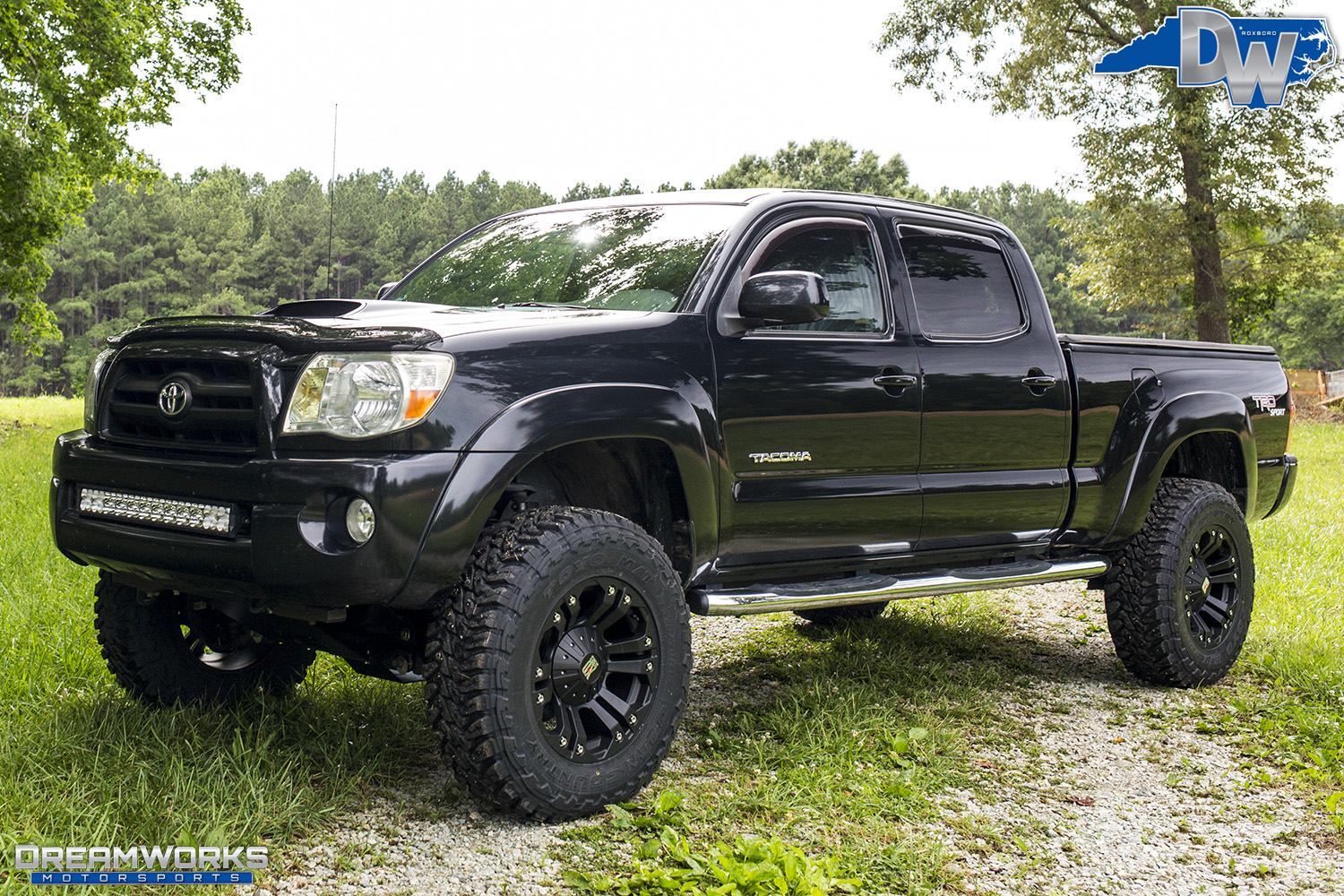 Black-Toyota-Tacoma-Dreamworks-Motrosports-4.jpg