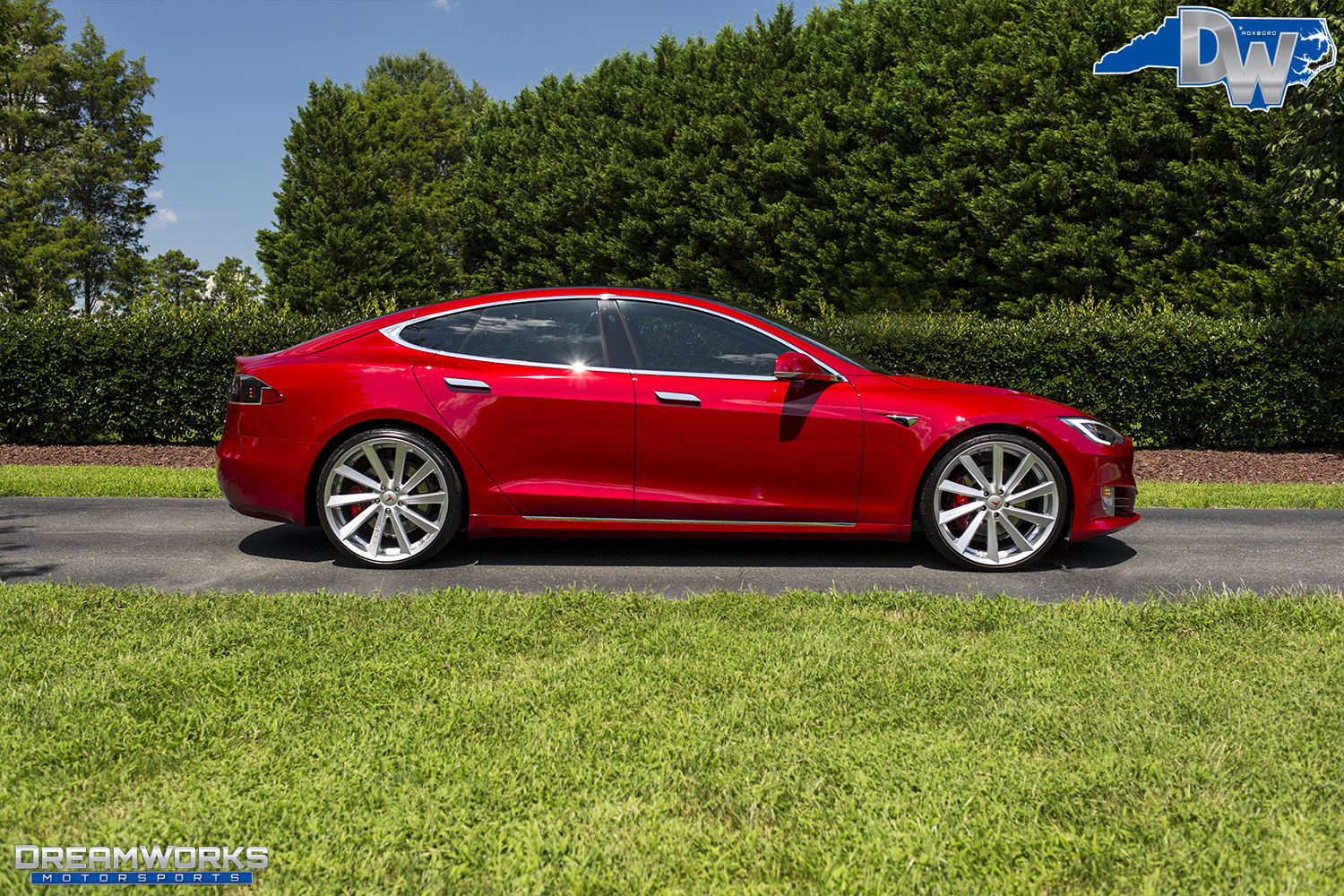 Red-Tesla-Dreamworks-Motorsports-8.jpg