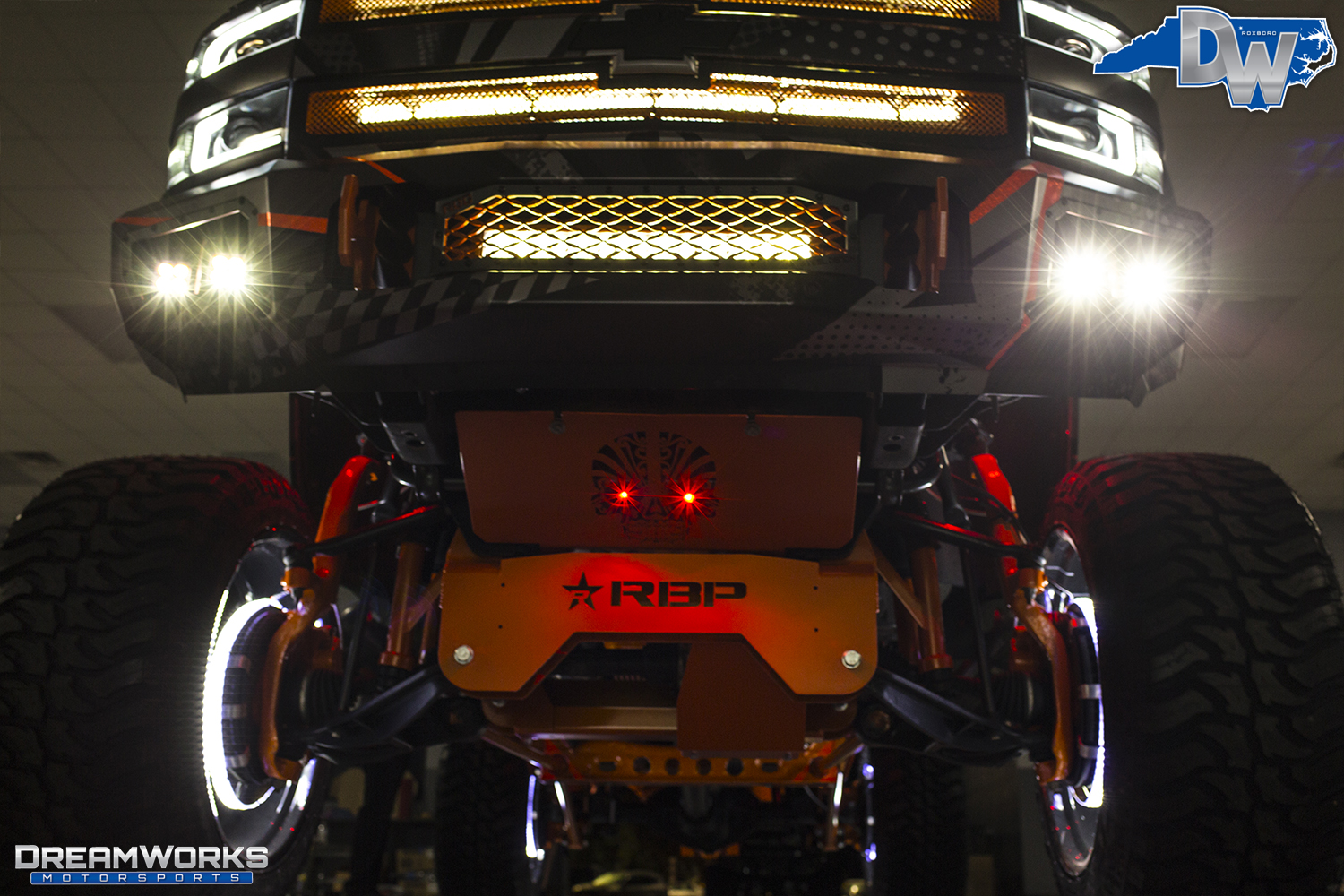 Orange-SEMA-Truck-Dreamworks-Motorsports-14.jpg