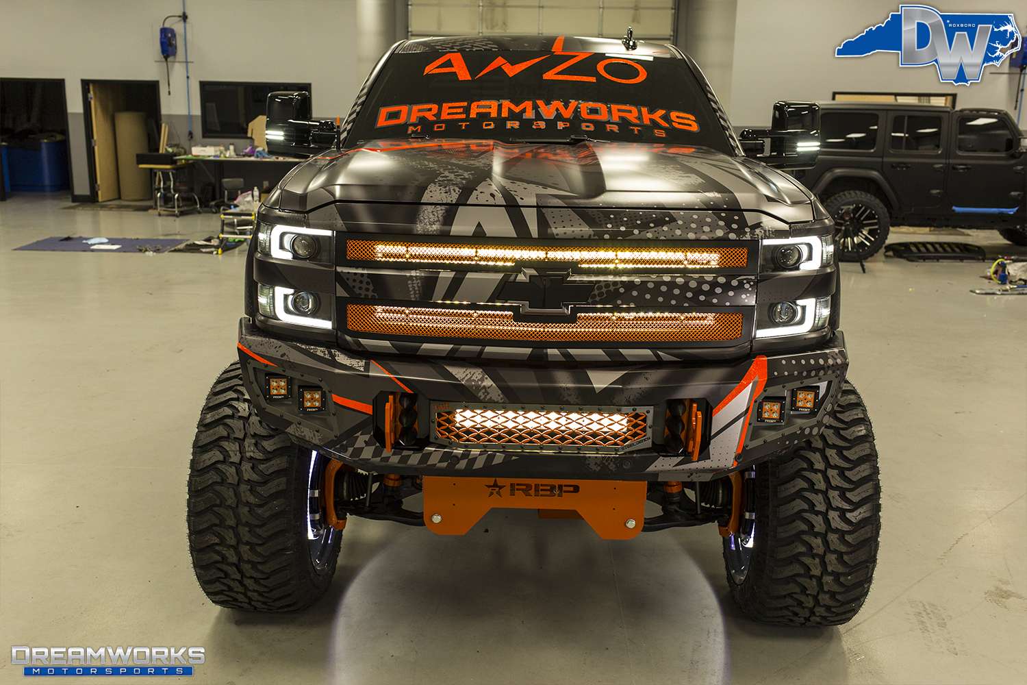 Orange-SEMA-Truck-Dreamworks-Motorsports-26.jpg