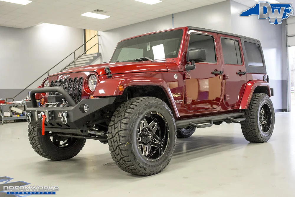burgundy jeep wrangler