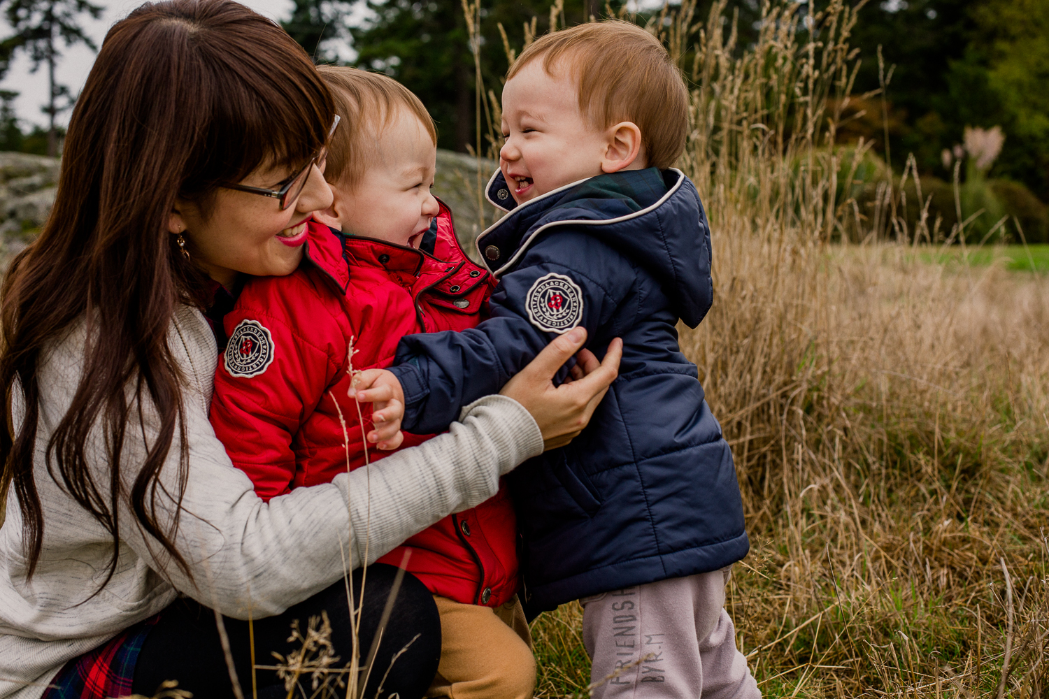 saracannonphoto.victoria.bc.photography.lifestyle.portraits.twins.family-34.jpg