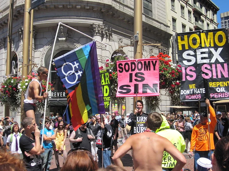 anti-gay-protest.jpg