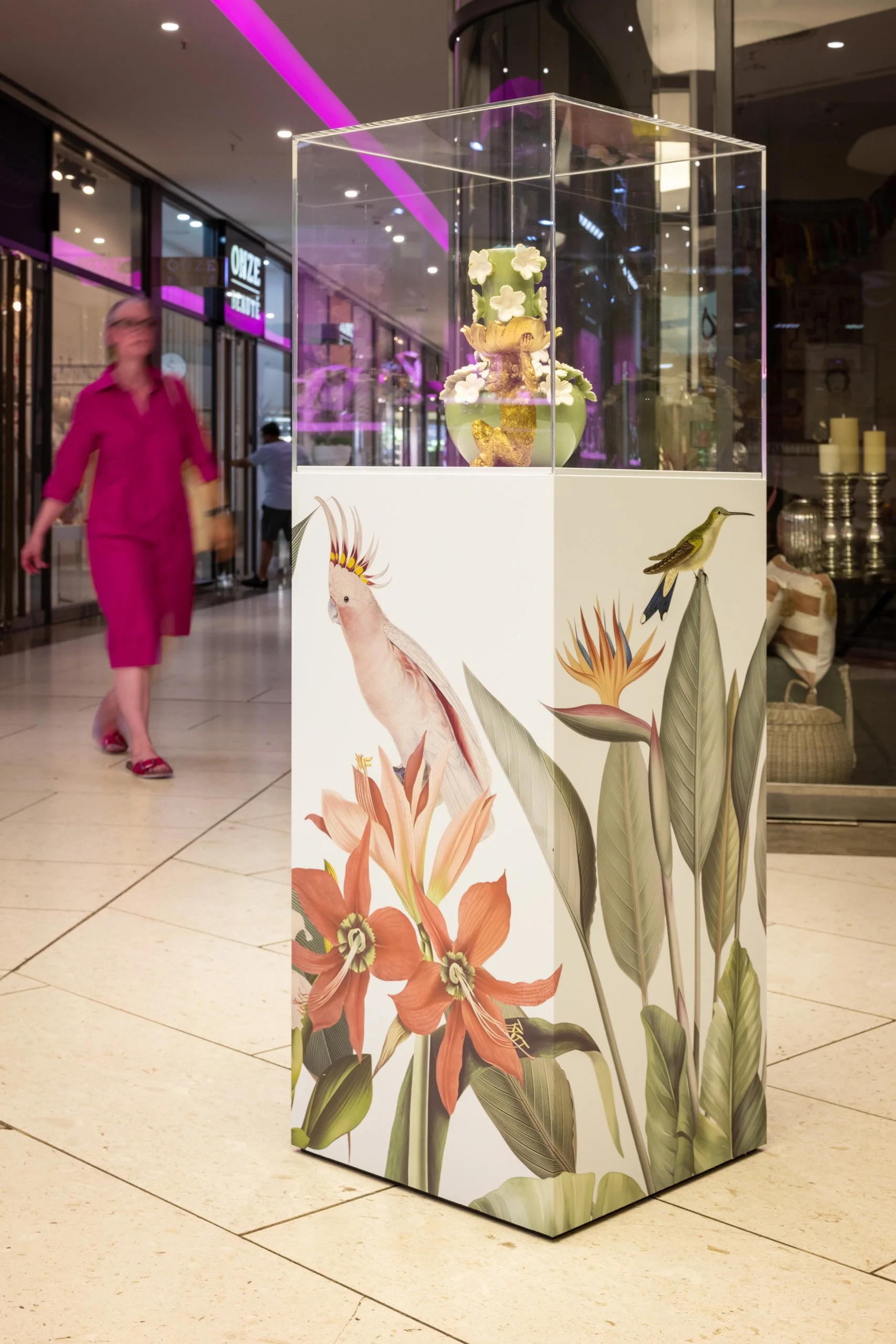 Clare Celeste-2026-018-sevens, Düsseldorf jungle-themed-art-installation-luxury-brand-experience-17.jpg