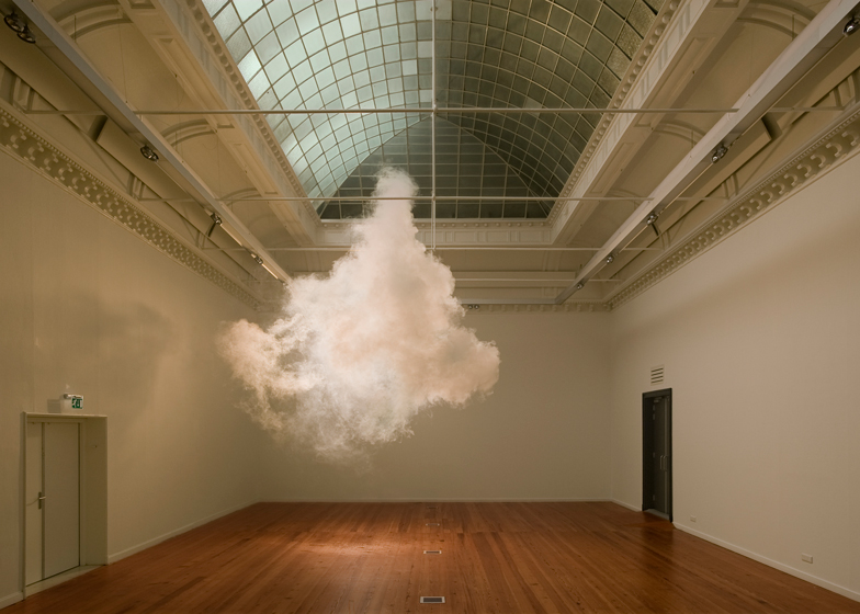 Nimbus Minerva, 2012