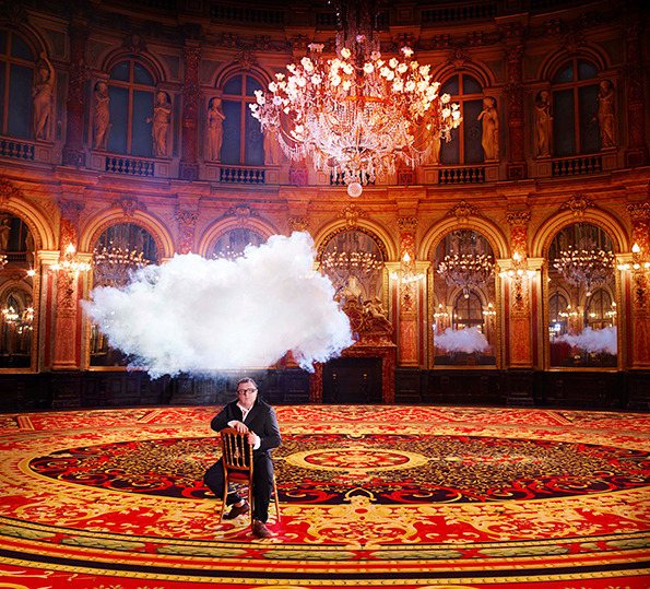 Berndnaut-Smilde_-The-In-Cloud---Al-ber-Elbaz_-2013_-Courtesy-the-artist_-Harper’s-Bazaar-and-Ronchini-Gallery.-Photo-credit-Simon-Procter-..jpg