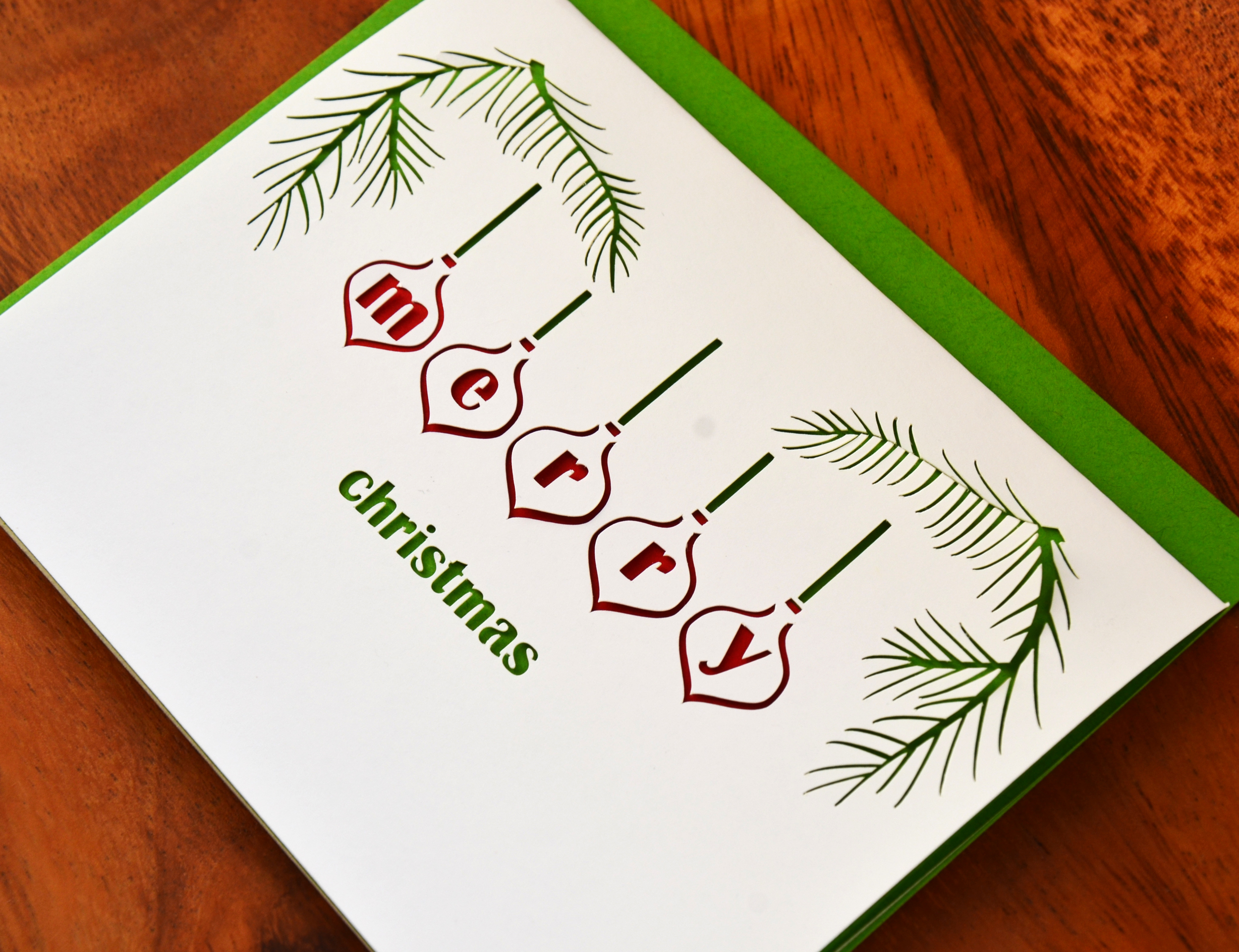 TreeOrnBrGreen2.jpg