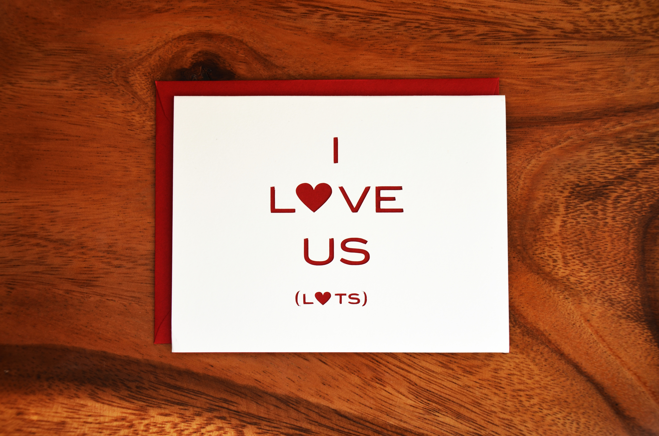 LoveUsLotsFr.jpg