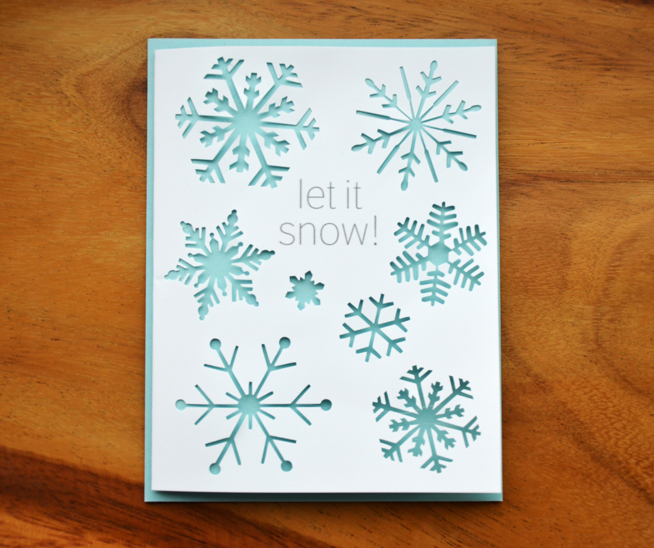 letitsnowBlGrFR.jpg