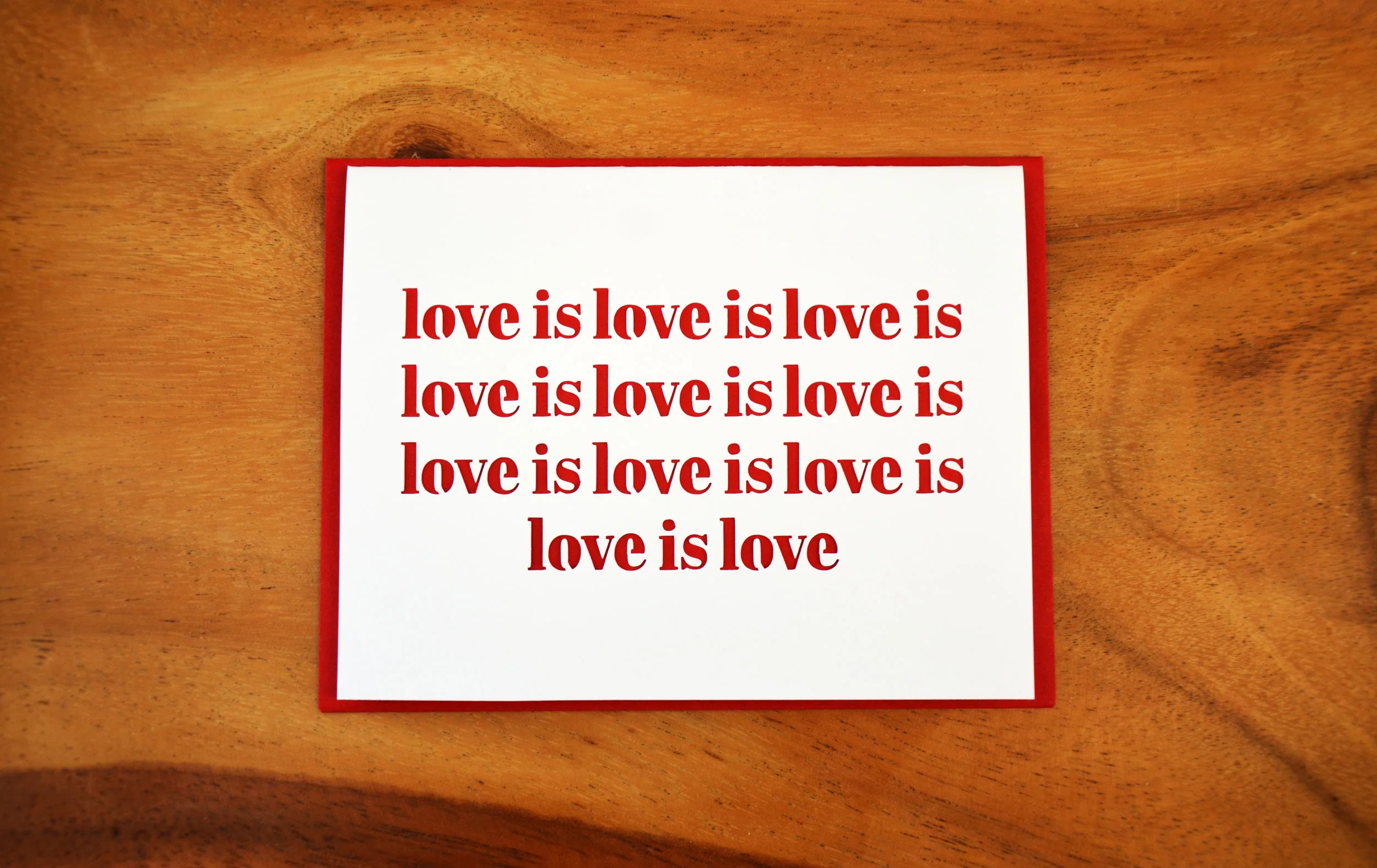 loveisloveFR.jpg