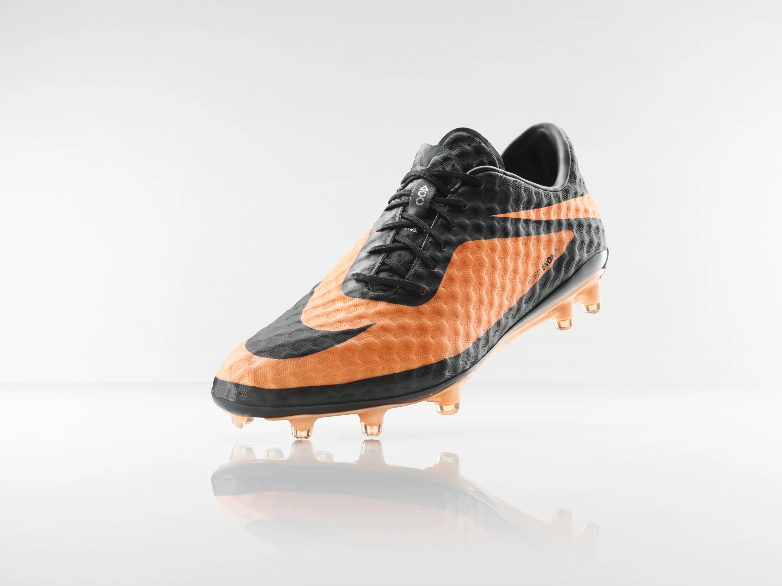 FA13_FB_HYPERVENOM_Boot_Toe.jpg
