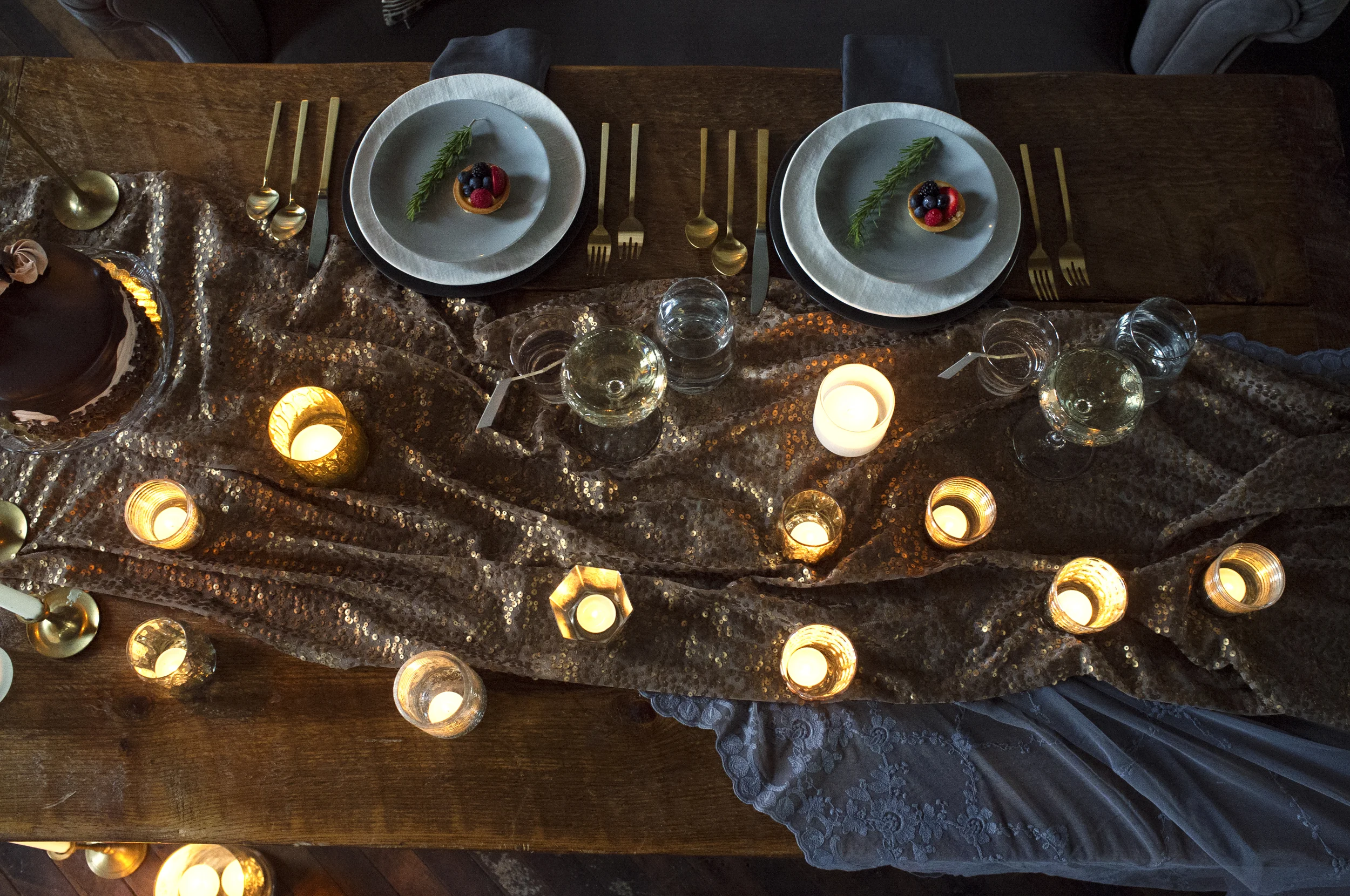 hello, bird's #14daysofsweethearts table // furniture + hosted by maggpie vintage rentals // photos by kyle peterson 