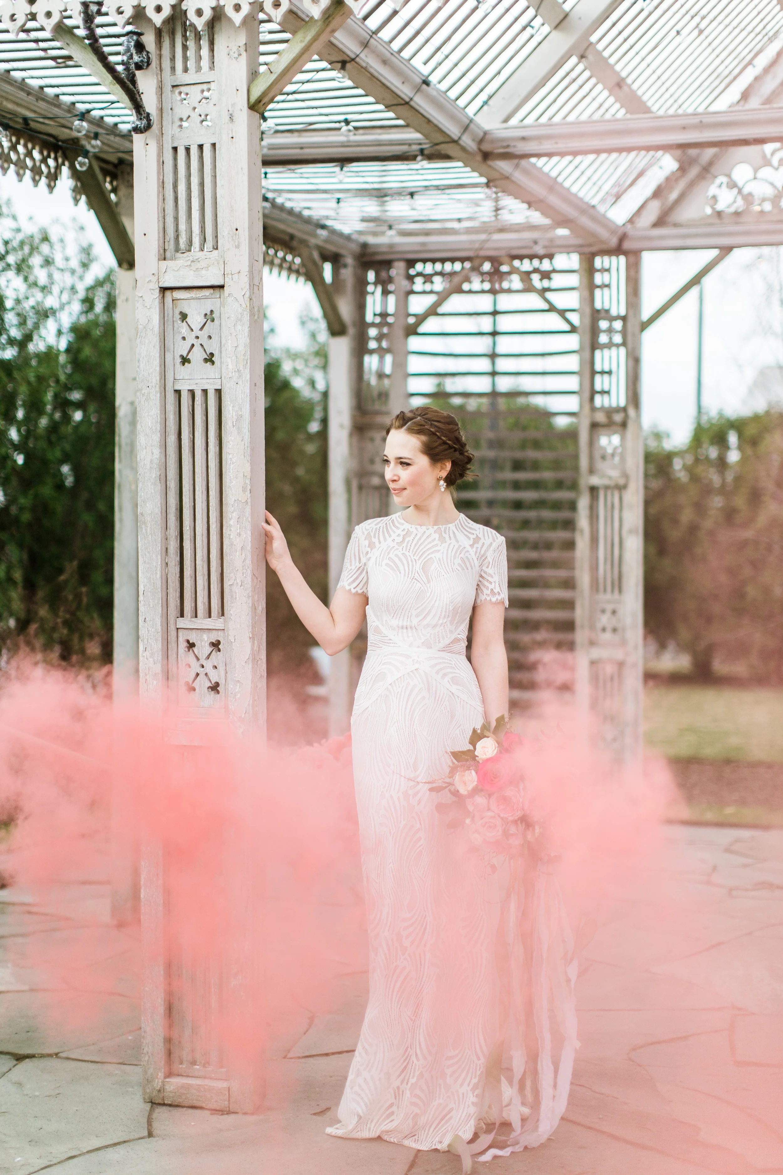 photo by Emily Wren Photography // hair + makeup: aleksandra ambrozy // florals: ilonka florals