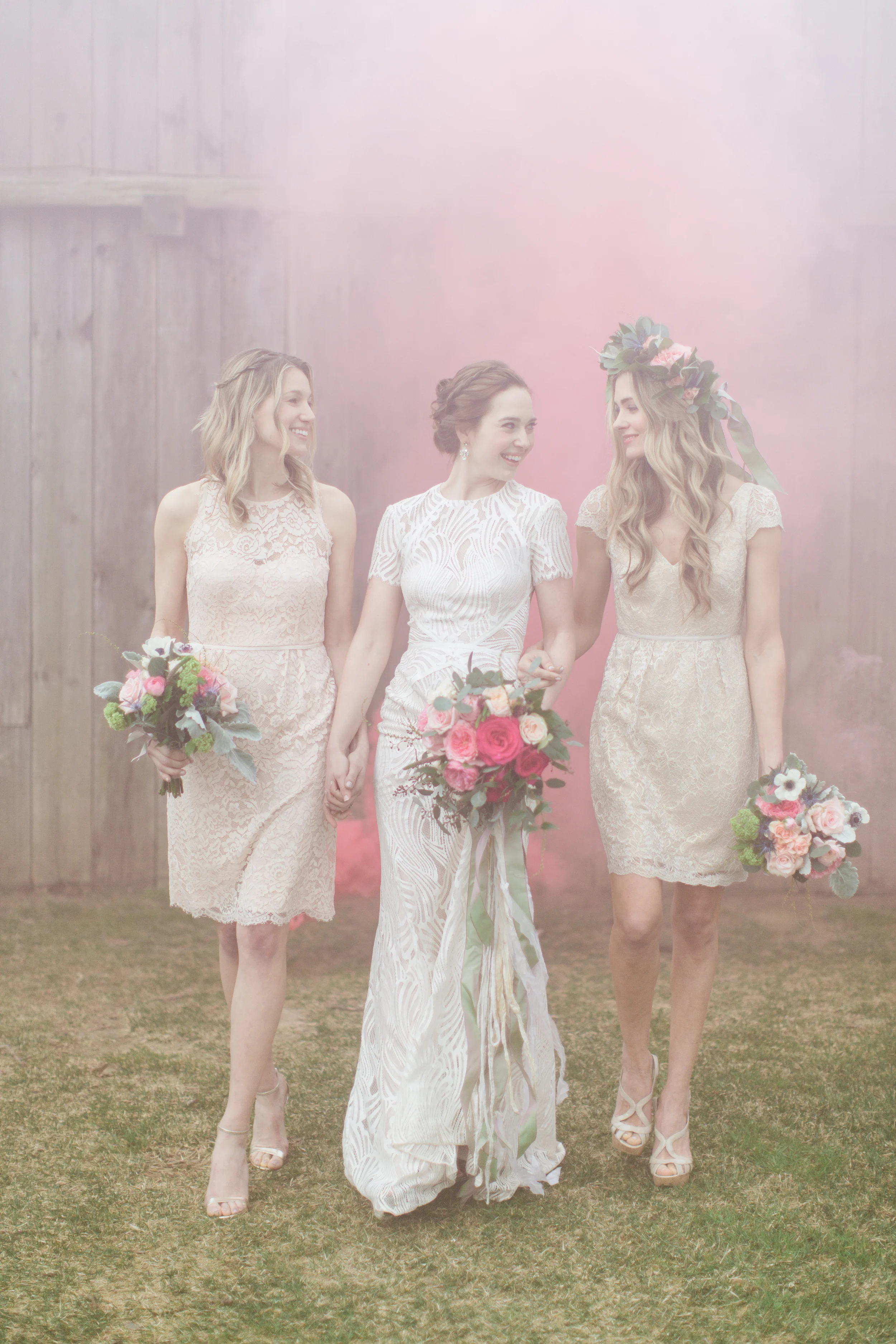 photo by Emily Wren Photography // hair + makeup: aleksandra ambrozy // florals: ilonka florals