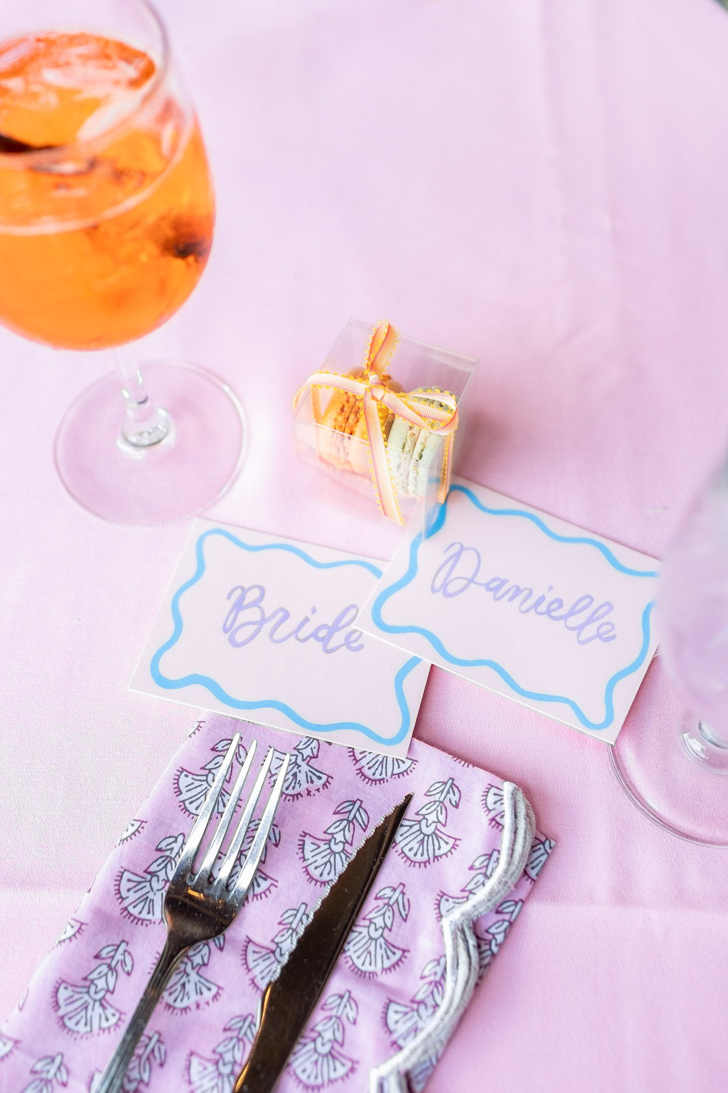 flat colorful place cards with squiggles by hello, bird | photo courtesy of stanmade photos