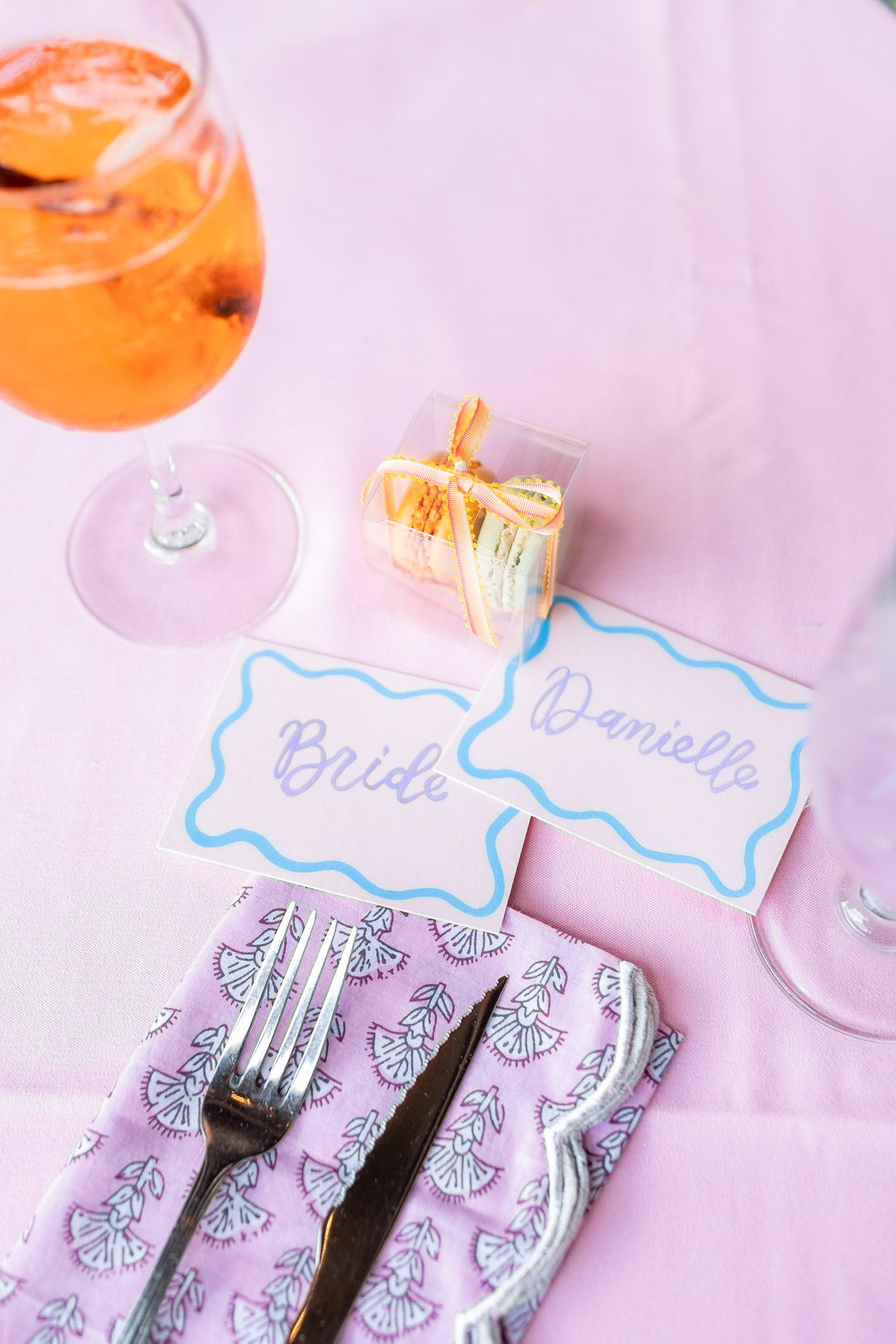 flat colorful place cards with squiggles by hello, bird | photo courtesy of stanmade photos