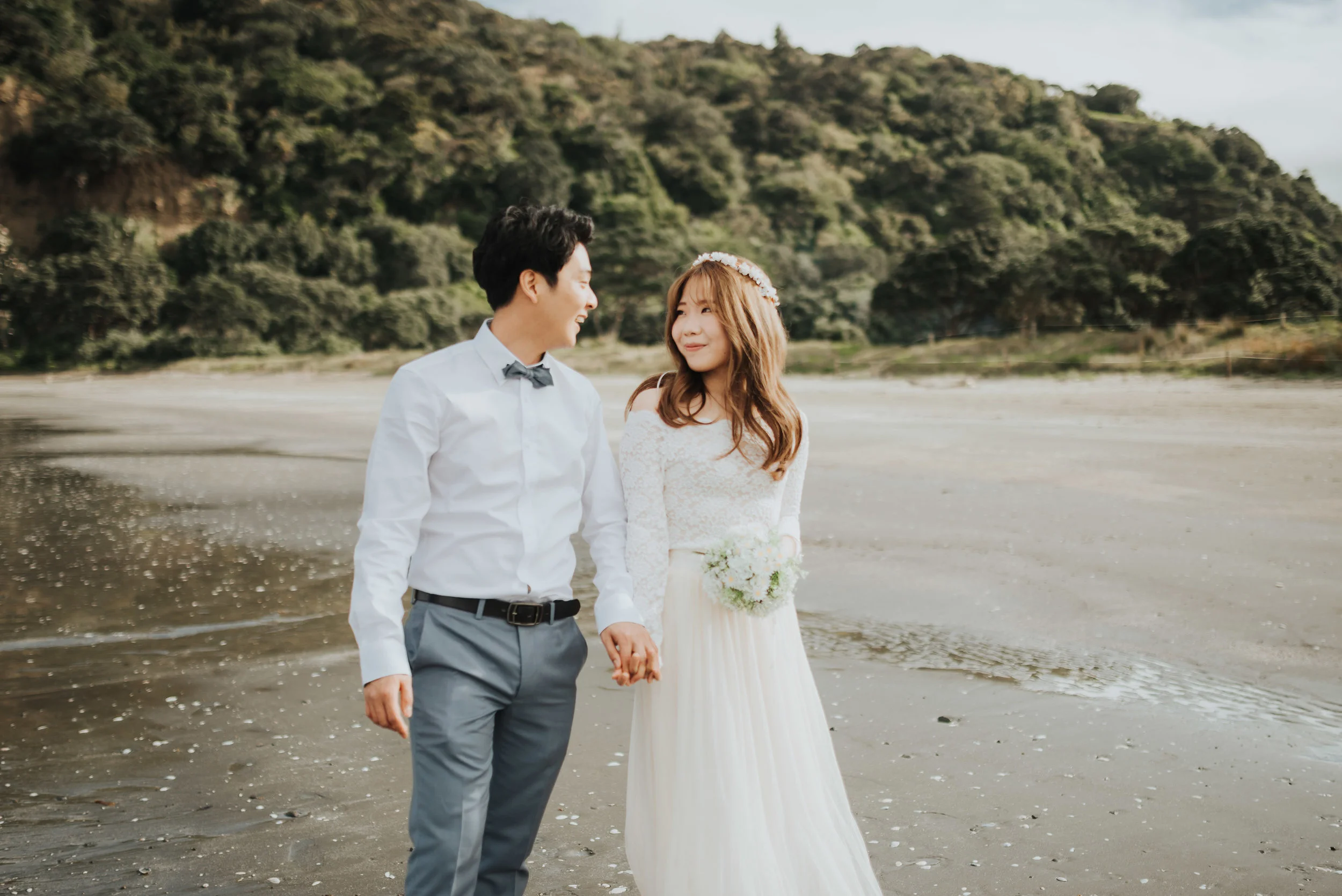 Auckland Wedding Photographer | Puhoi Boutique Barn Engagement Shoot