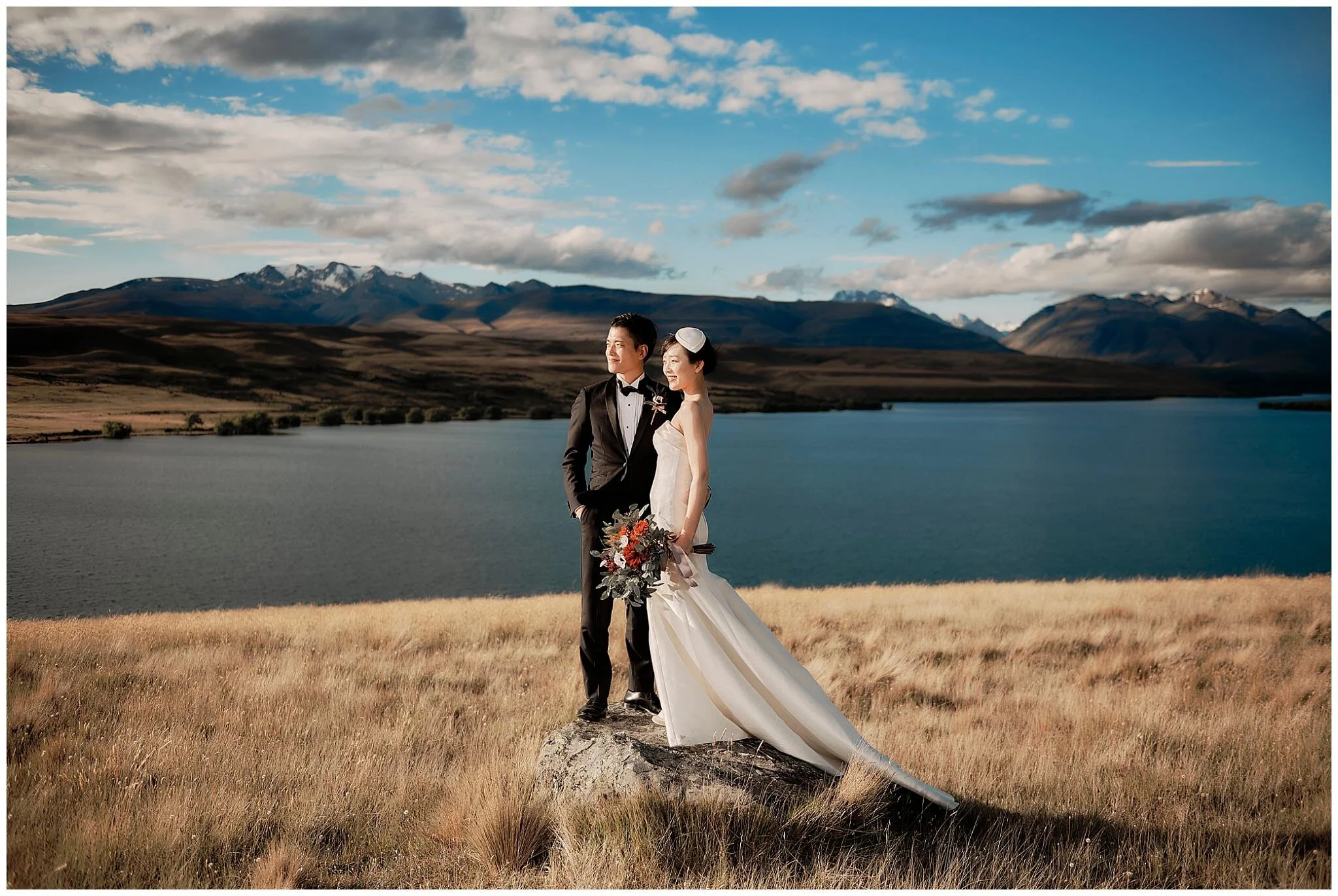 Queenstown and Lake Tekapo, New Zealand Pre-Wedding Shoot クイーンズタウンとテカポ、ニュージーランドで撮る素敵な前撮りフォトウェディング ヘリウェディング　ウェディング