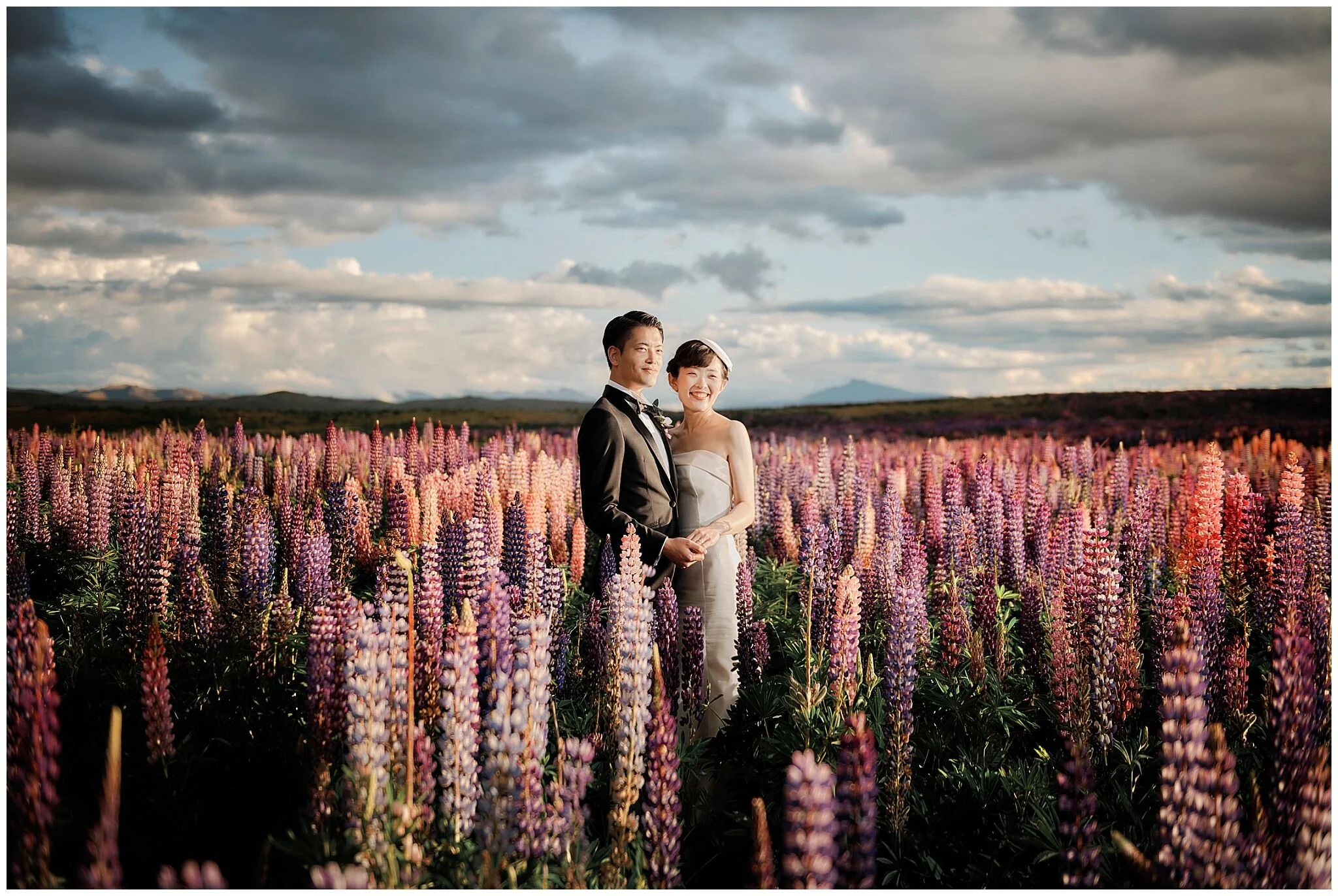 Queenstown and Lake Tekapo, New Zealand Pre-Wedding Shoot クイーンズタウンとテカポ、ニュージーランドで撮る素敵な前撮りフォトウェディング ヘリウェディング　ウェディング