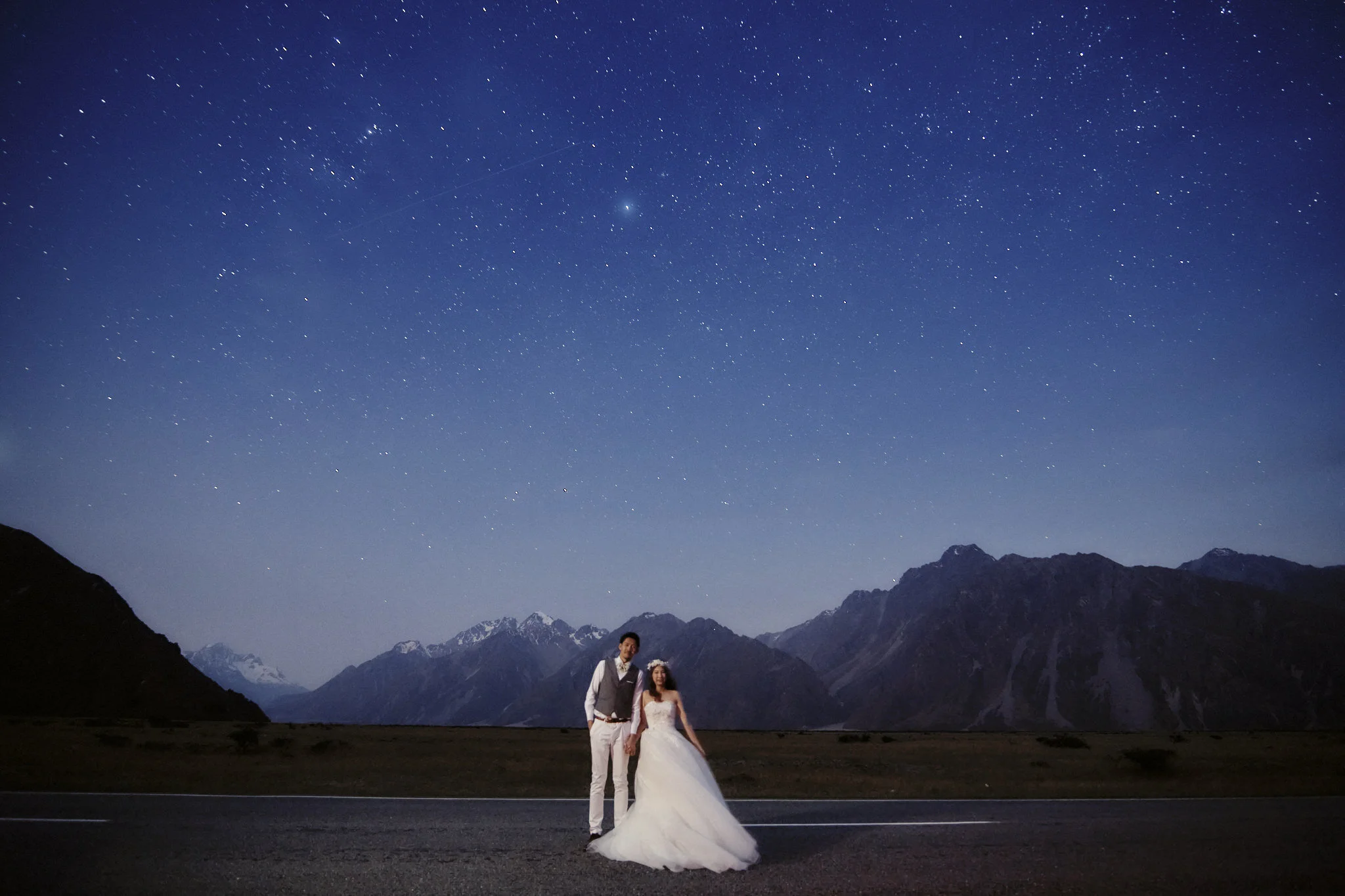 ニュージーランド・テカポとクイーンズタウンで撮る 星空 ウェディング 前撮り フォト