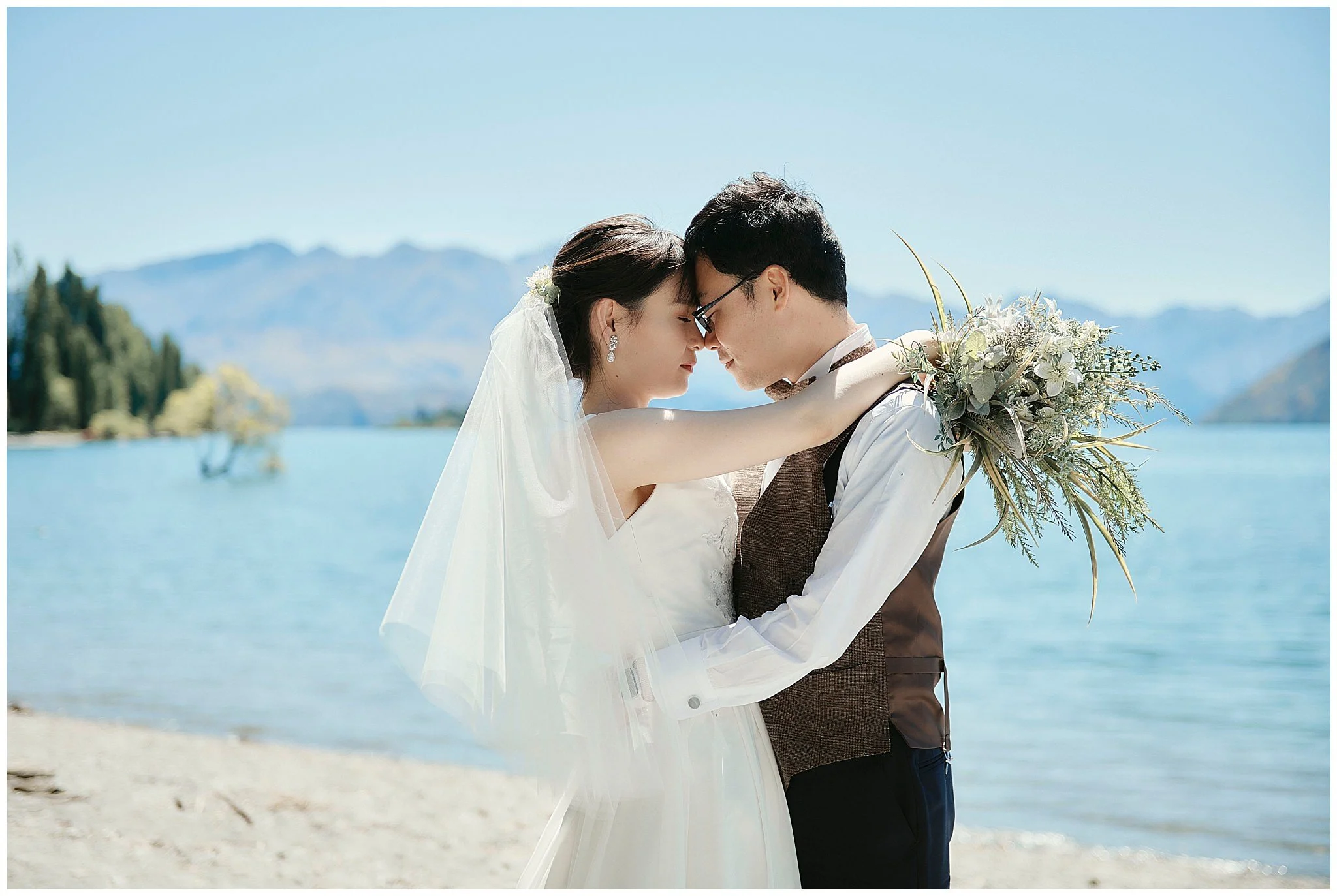 Wanaka Elopement Wedding Photographer