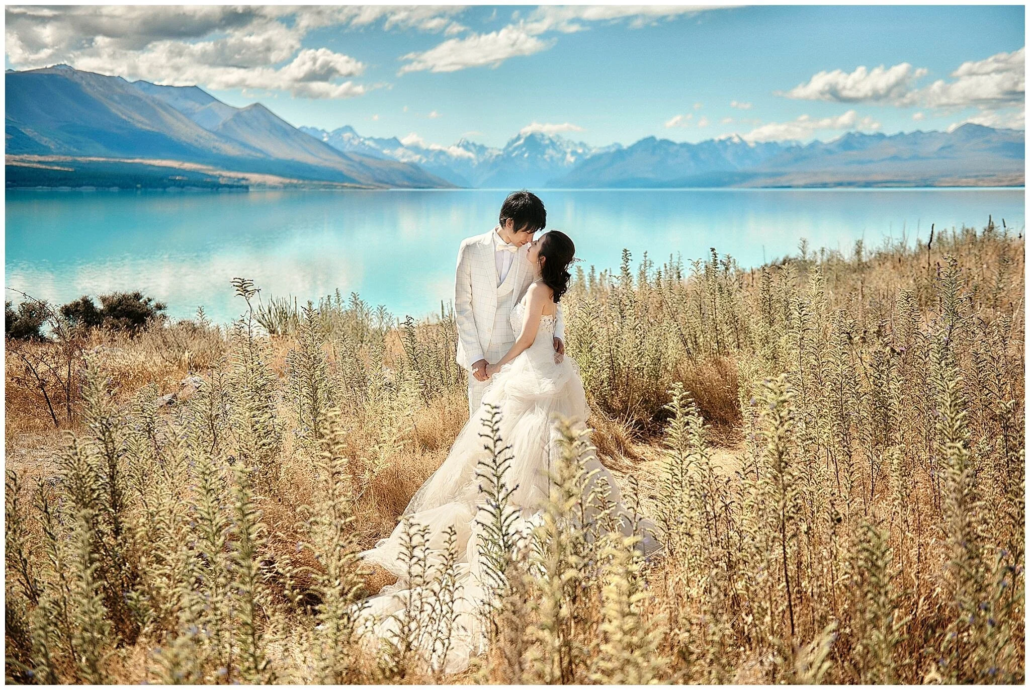 Christchurch Wedding Photographer. Destination Wedding, Elopement Wedding, Heli-Wedding, Pre-Wedding Shoot and Engagement Shoot in Christchurch, Tekapo, Mt Cook, Kaikoura and Queenstown