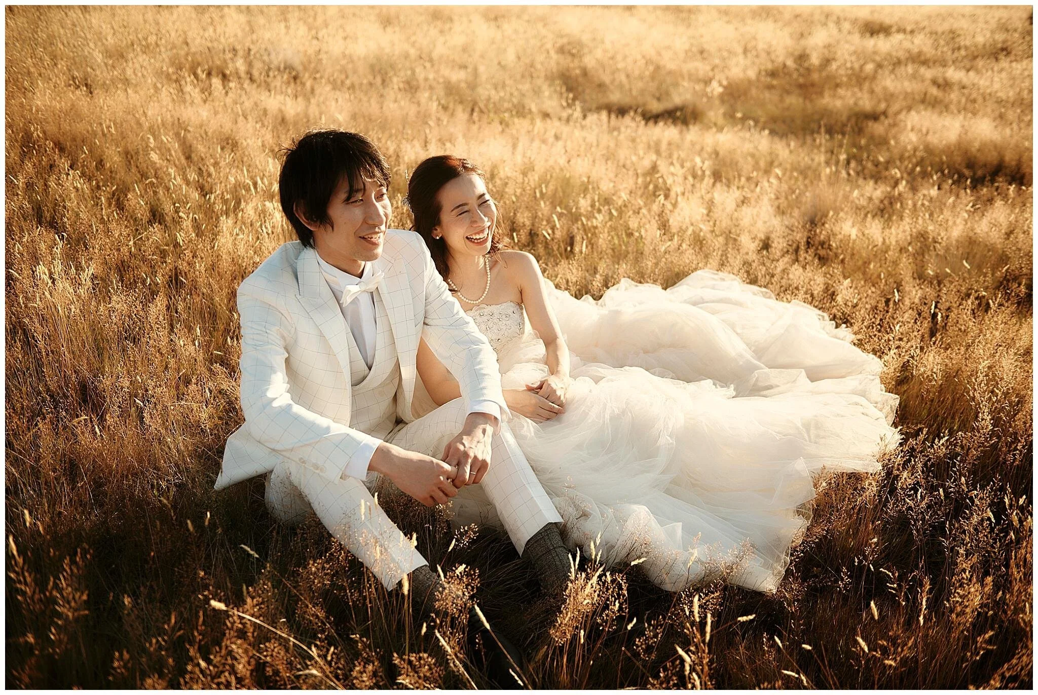 Christchurch Wedding Photographer. Destination Wedding, Elopement Wedding, Heli-Wedding, Pre-Wedding Shoot and Engagement Shoot in Christchurch, Tekapo, Mt Cook, Kaikoura and Queenstown