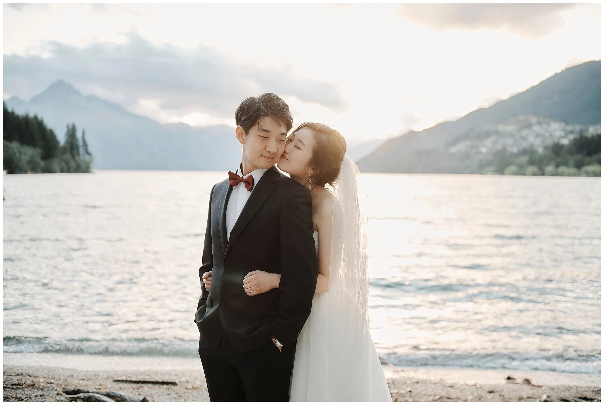 Christchurch Wedding Photographer. Destination Wedding, Elopement Wedding, Heli-Wedding, Pre-Wedding Shoot and Engagement Shoot in Christchurch, Tekapo, Mt Cook, Kaikoura and Queenstown