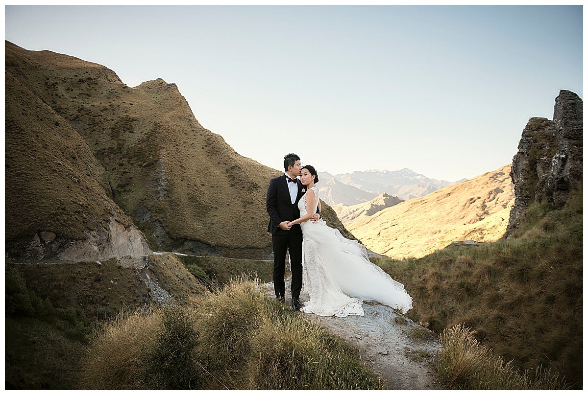 Christchurch Wedding Photographer. Destination Wedding, Elopement Wedding, Heli-Wedding, Pre-Wedding Shoot and Engagement Shoot in Christchurch, Tekapo, Mt Cook, Kaikoura and Queenstown