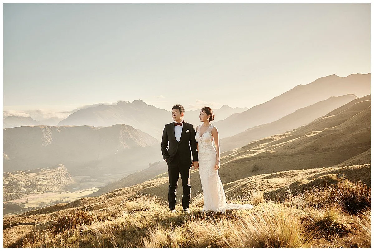 Christchurch Wedding Photographer. Destination Wedding, Elopement Wedding, Heli-Wedding, Pre-Wedding Shoot and Engagement Shoot in Christchurch, Tekapo, Mt Cook, Kaikoura and Queenstown