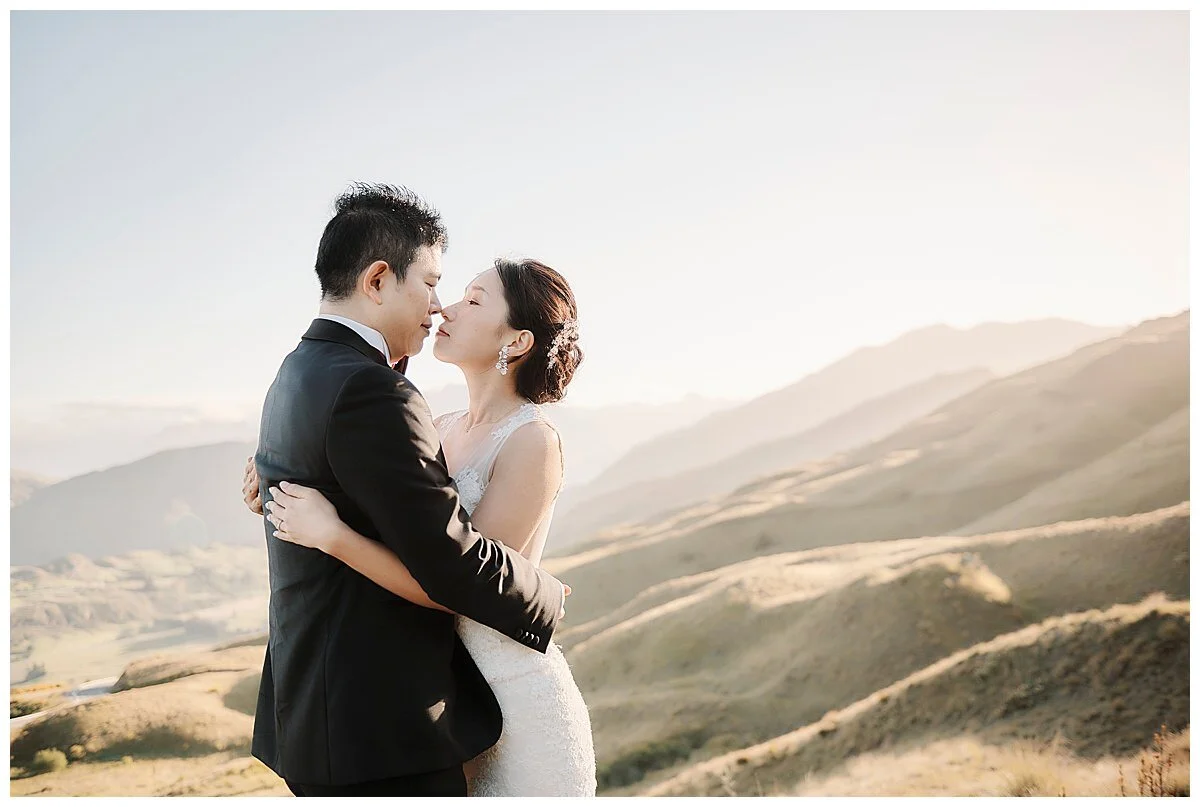 Christchurch Wedding Photographer. Destination Wedding, Elopement Wedding, Heli-Wedding, Pre-Wedding Shoot and Engagement Shoot in Christchurch, Tekapo, Mt Cook, Kaikoura and Queenstown