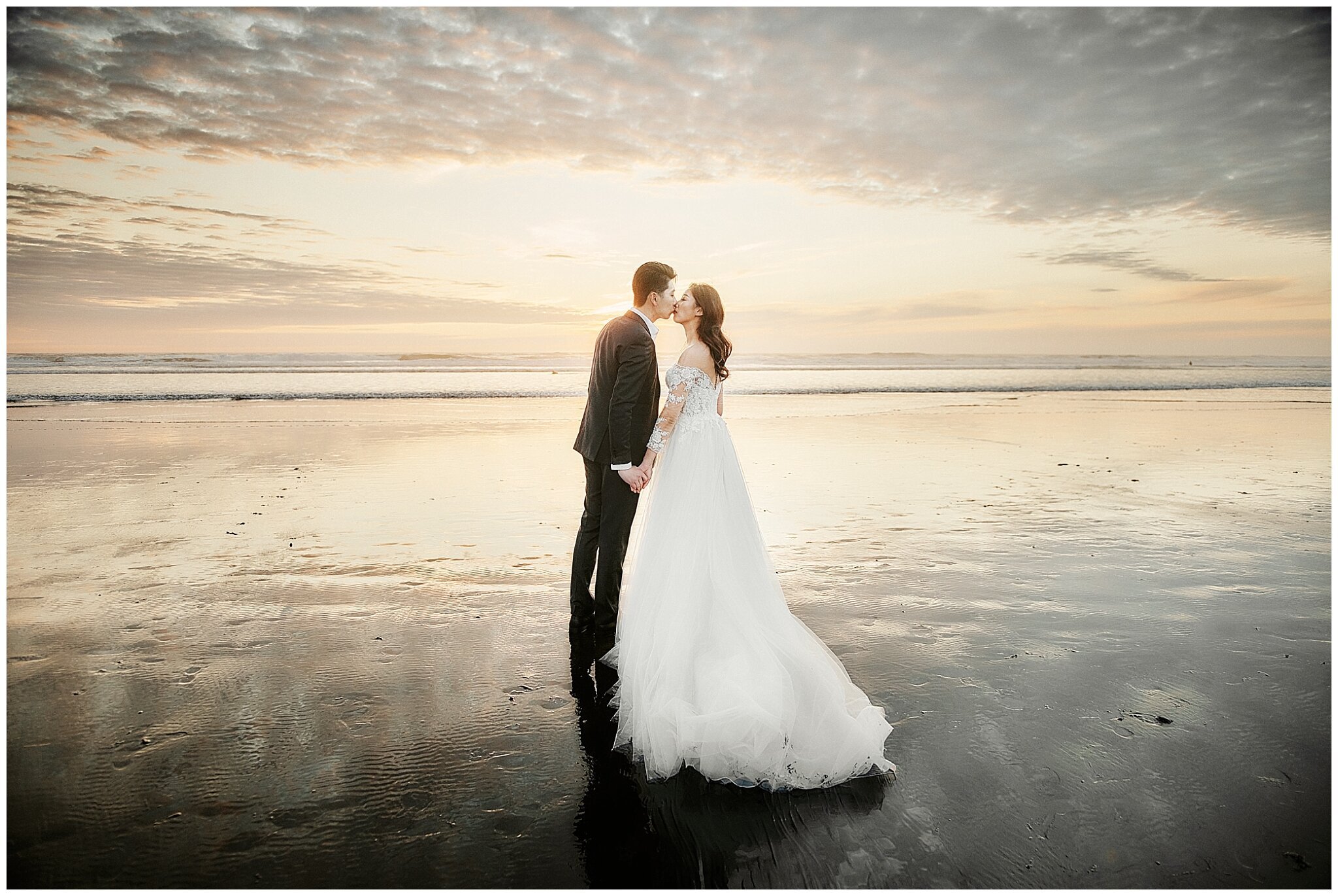 Auckland Muriwai Wedding Photographer