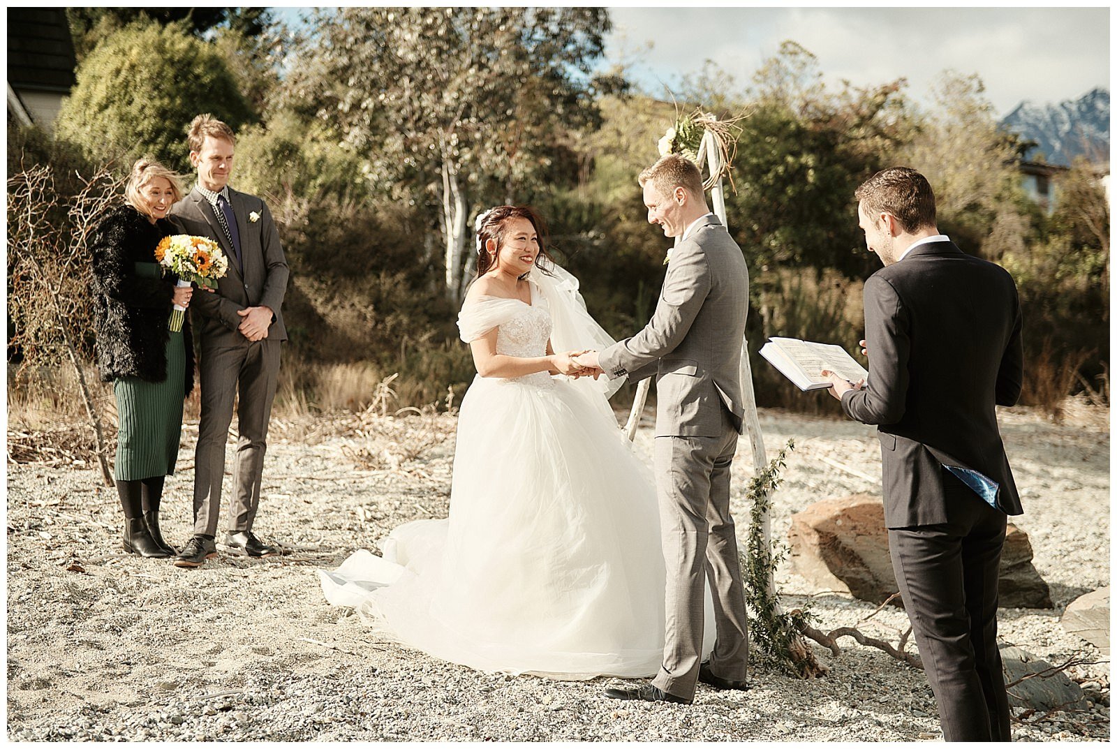 Queenstown Elopement Wedding Packages and Photographer