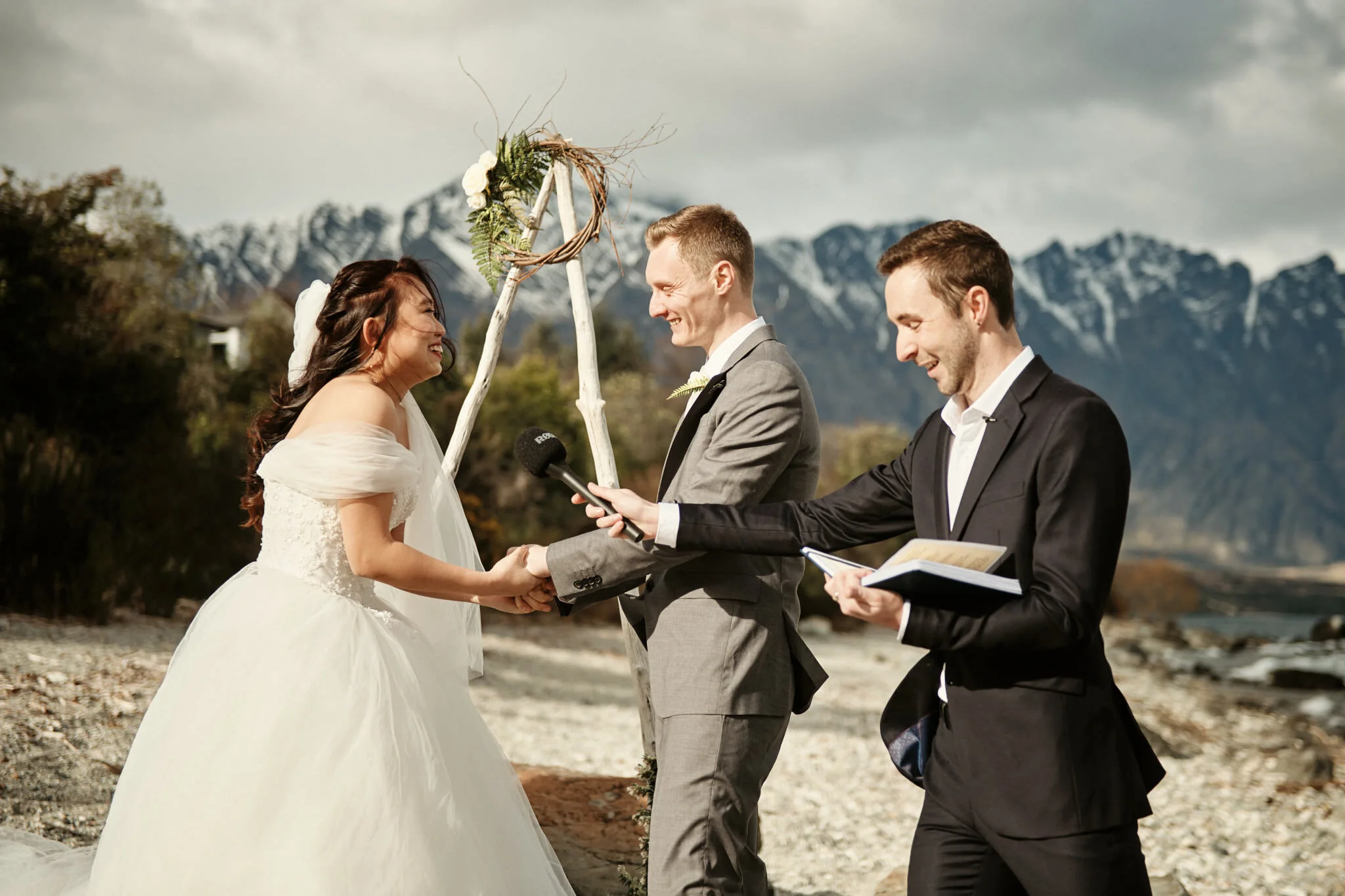 queenstown elopement wedding photographer_12.jpg