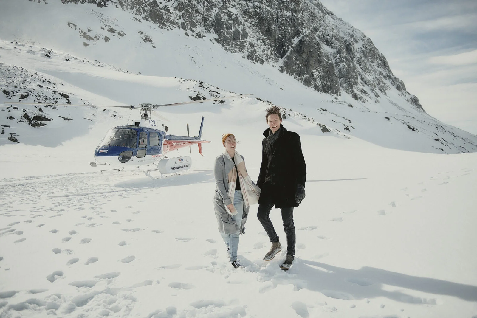 queenstown engagement proposal helicopter photoshoot
