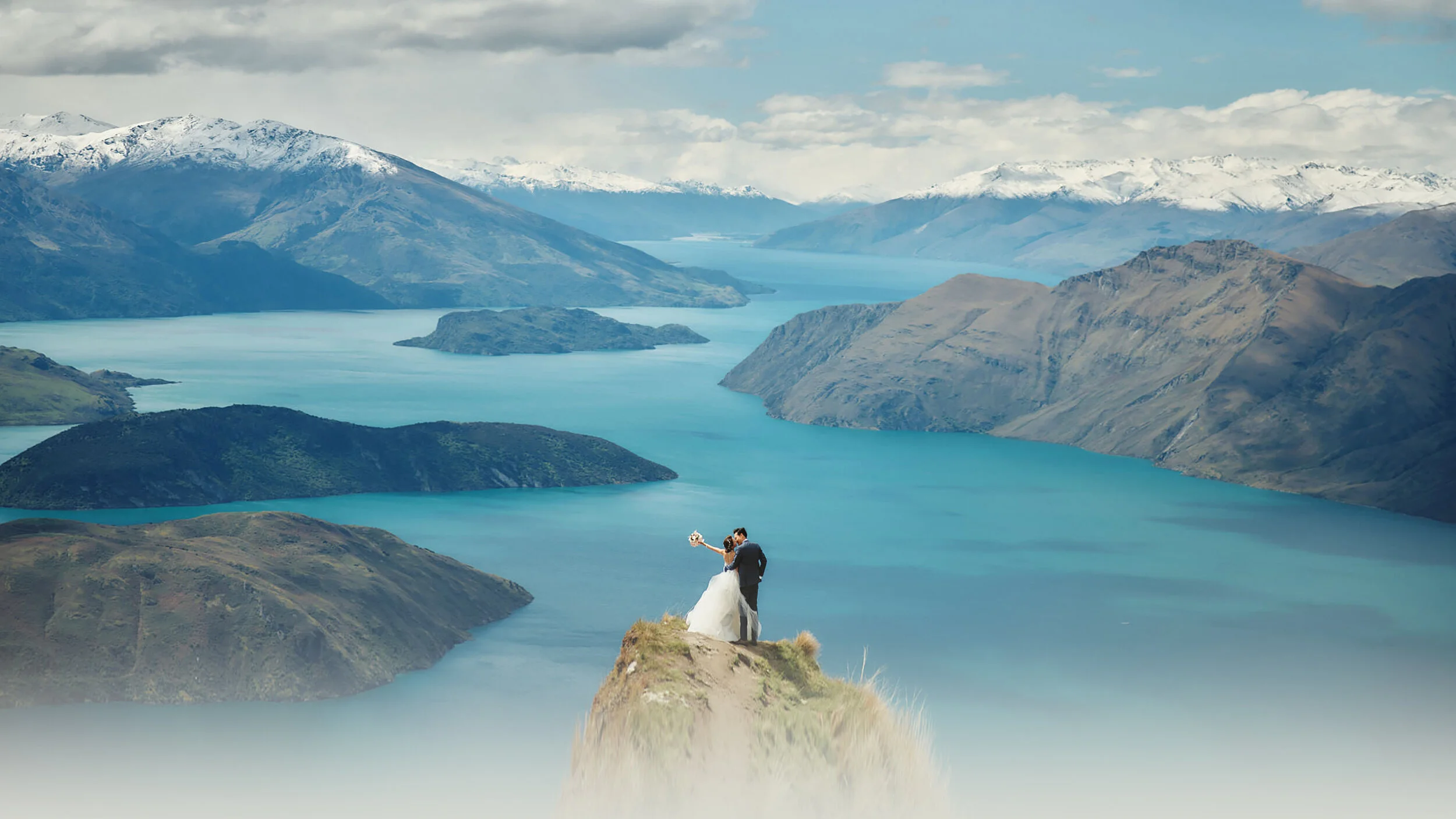 queenstown elopement heli wedding photographer.jpg