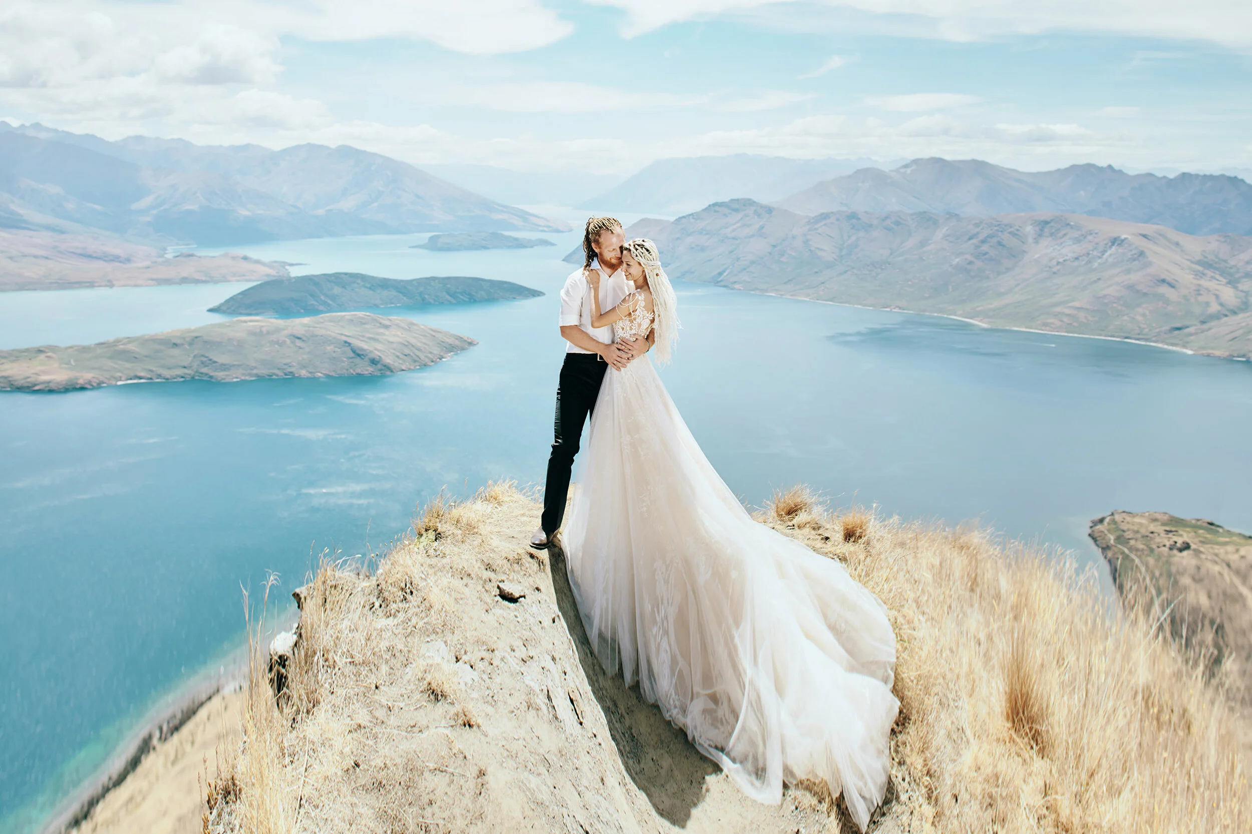 coromandel peak heli wedding.jpg