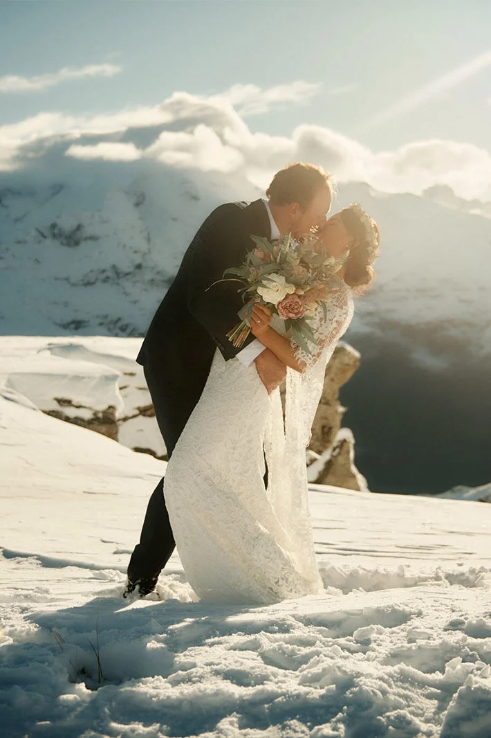 coromandel peak heli wedding.jpg