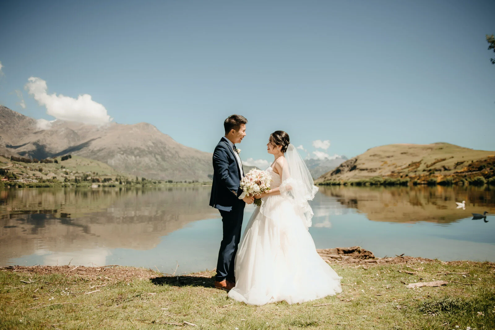 Nicole and Marcus' Queenstown Heli Pre-Wedding Photoshoot