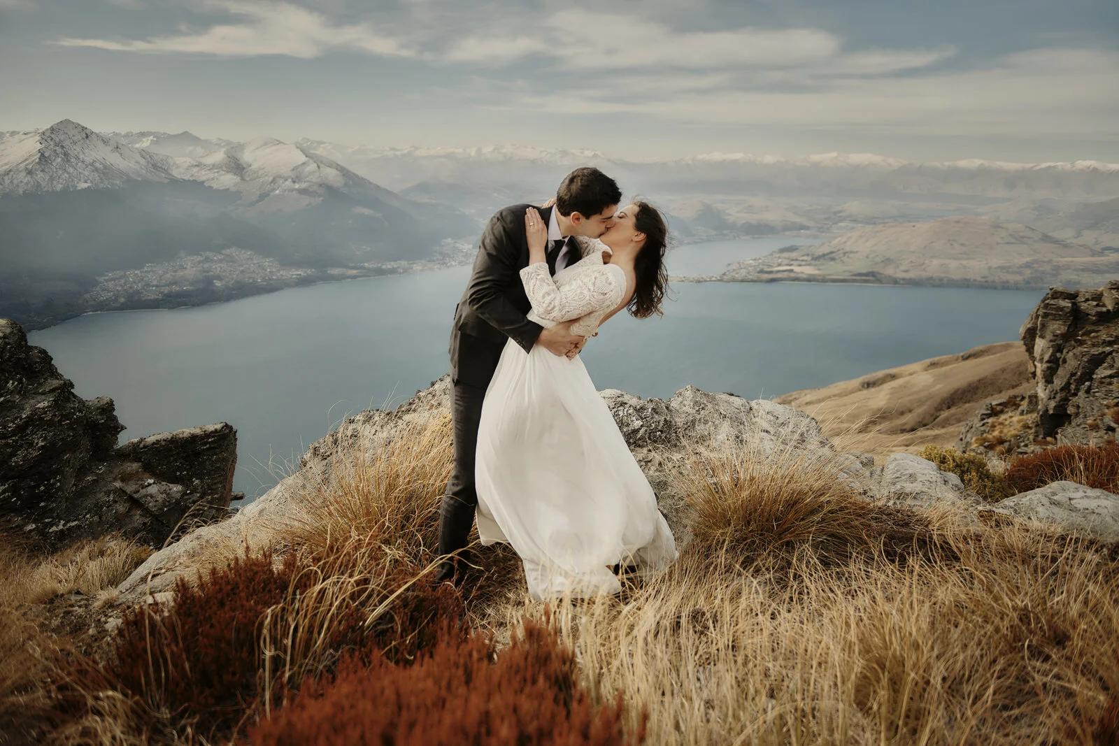 queenstown heli wedding (52).jpg