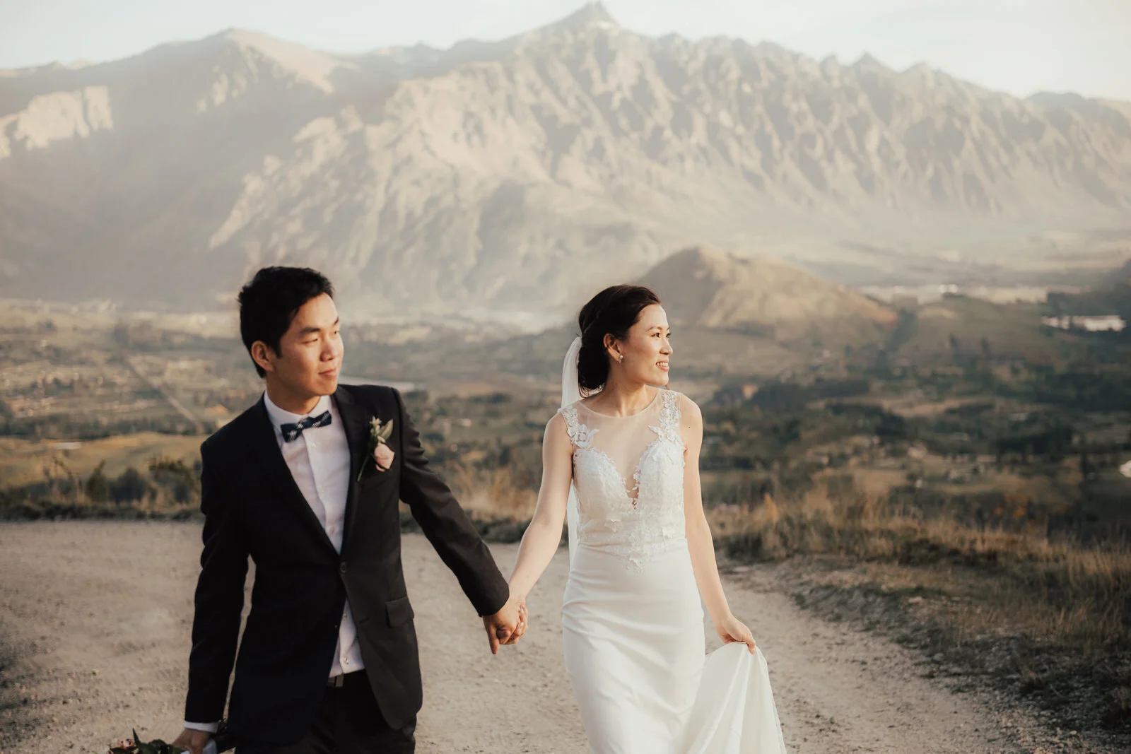 Queenstown Moke Lake Elopement Wedding Photographer