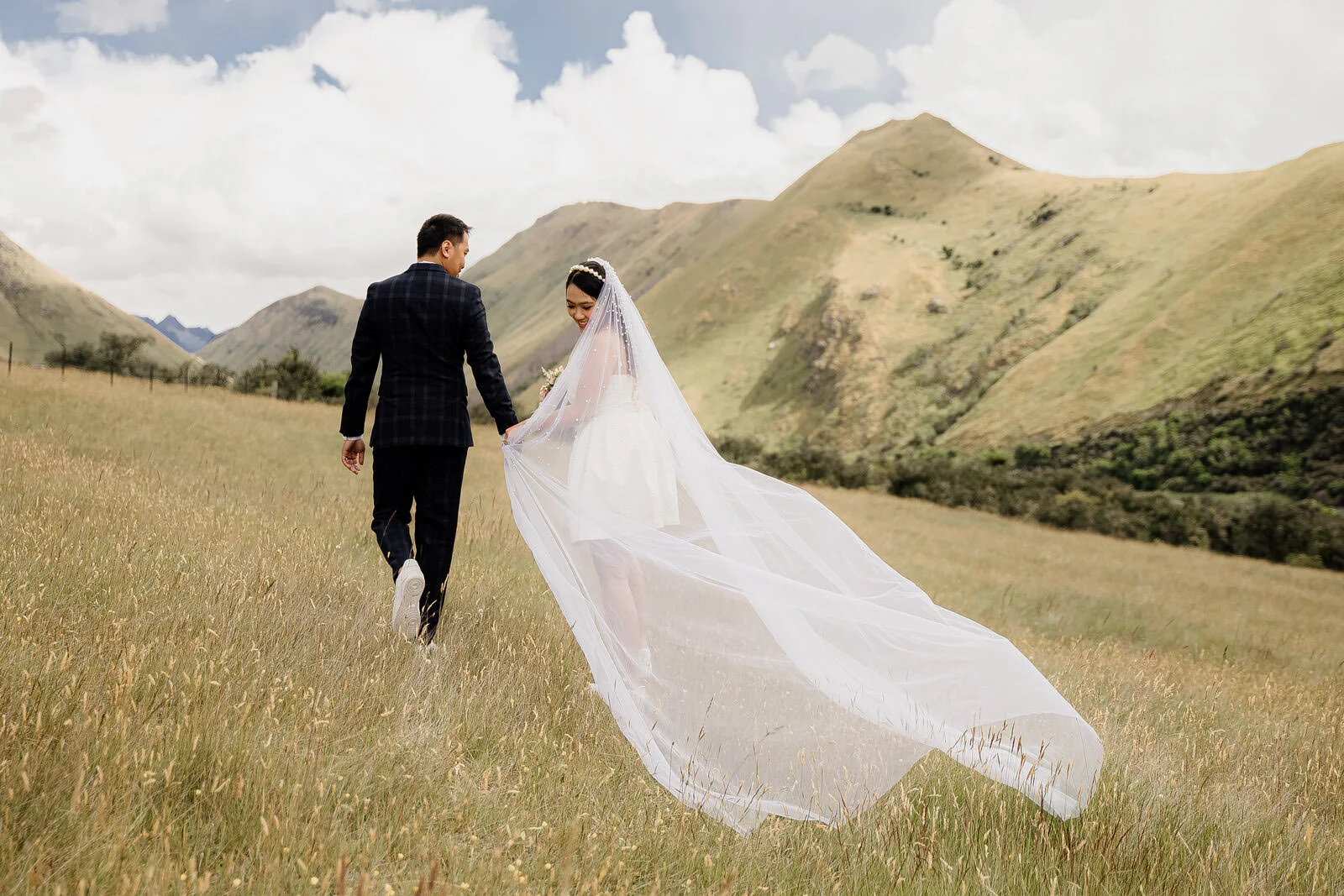 Queenstown Moke Lake Elopement Wedding