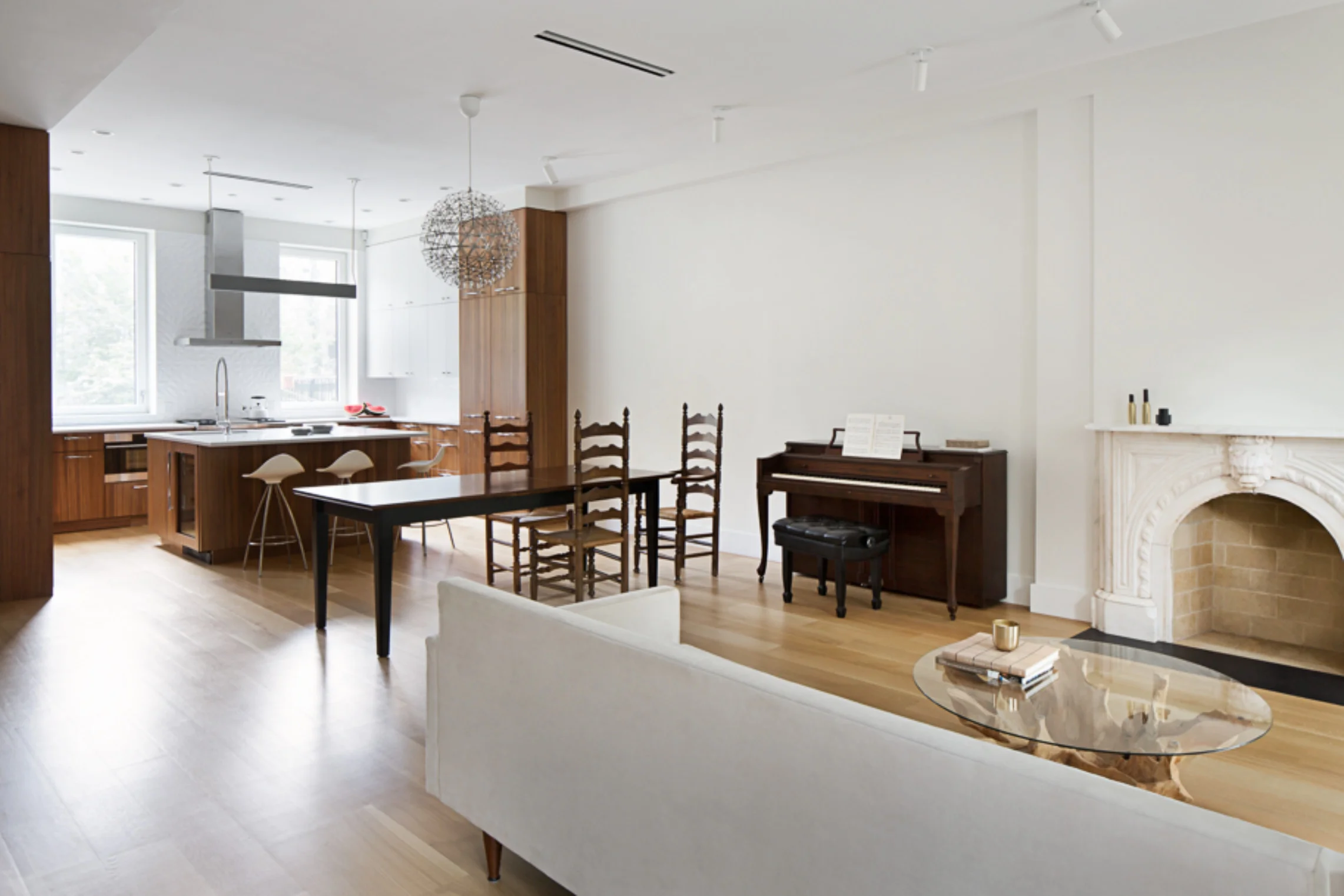 FtGreen_Living Room.JPG