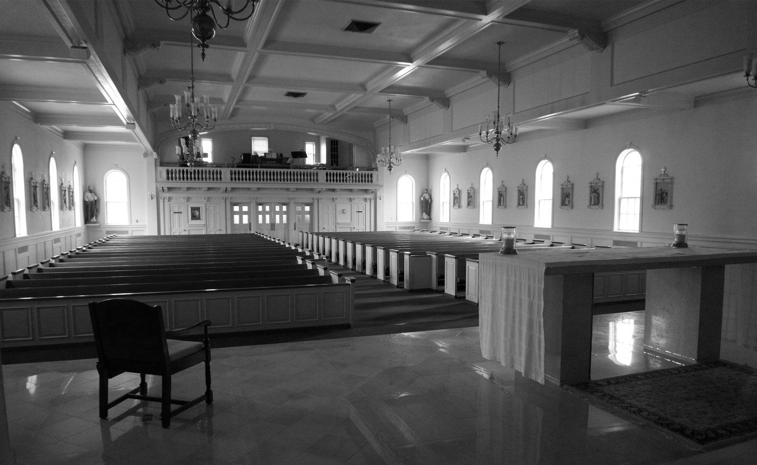 bk_wht-altar.jpg