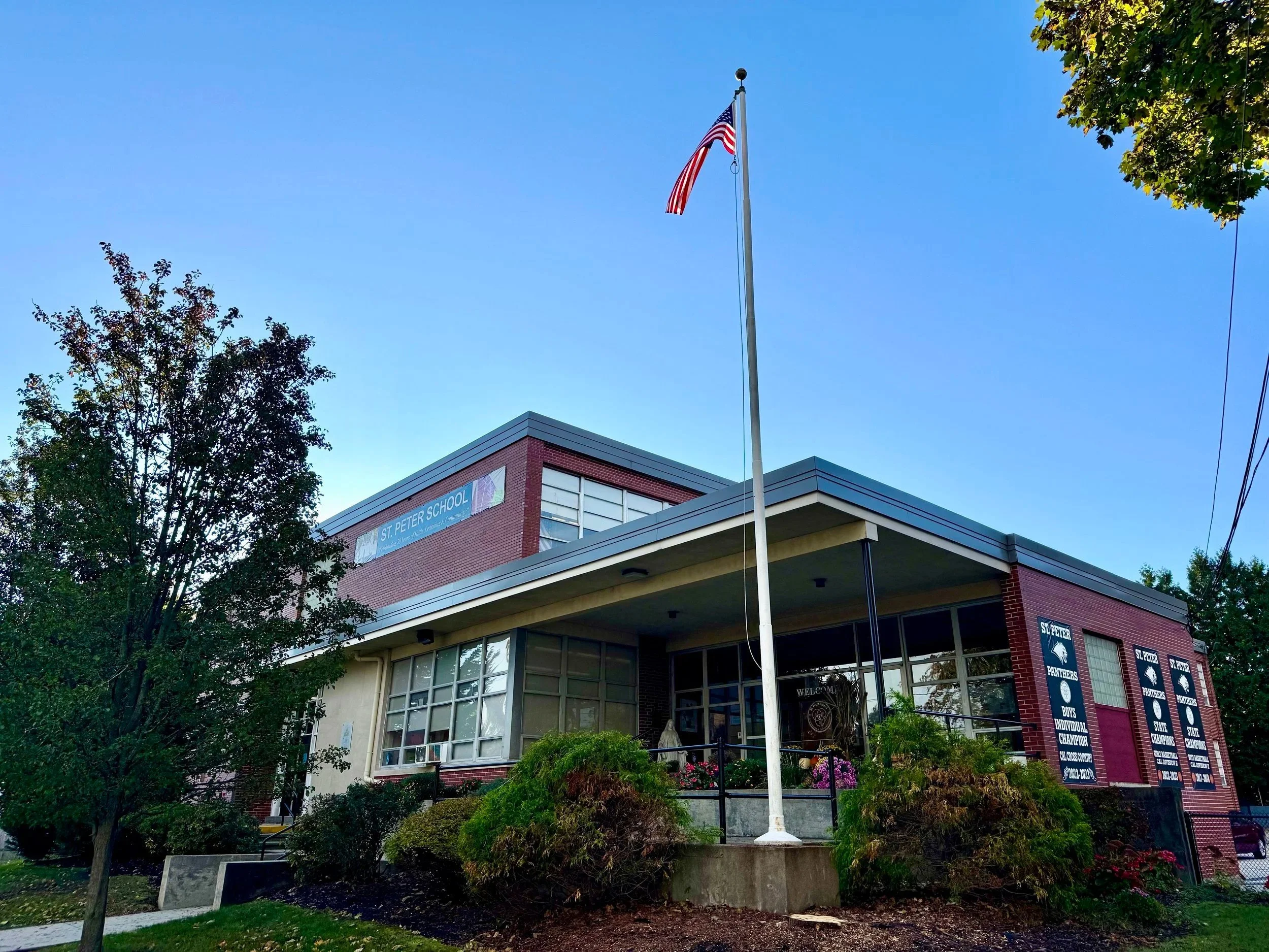 St. Peter School building on Mayfair Road, Warwick