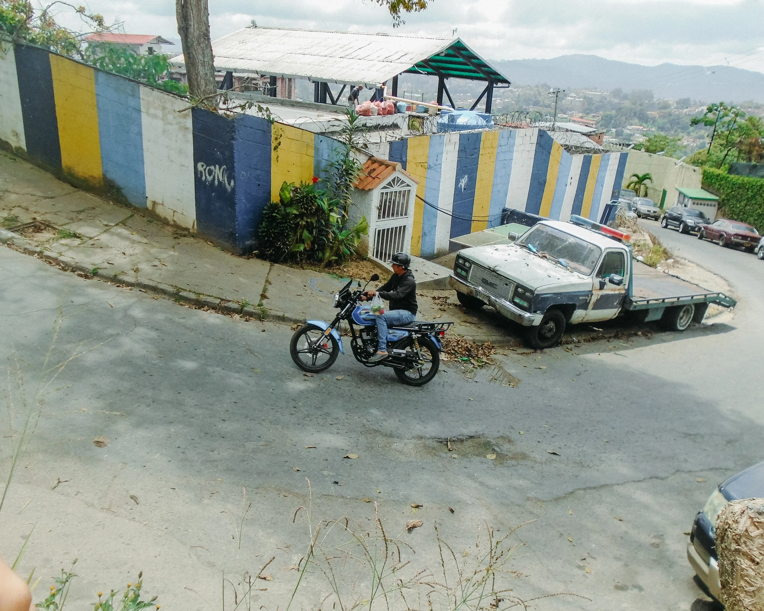 TSP8.Schummer.CaracasVenezuela.EspacioAnnaFrank.Juan.128A.jpg
