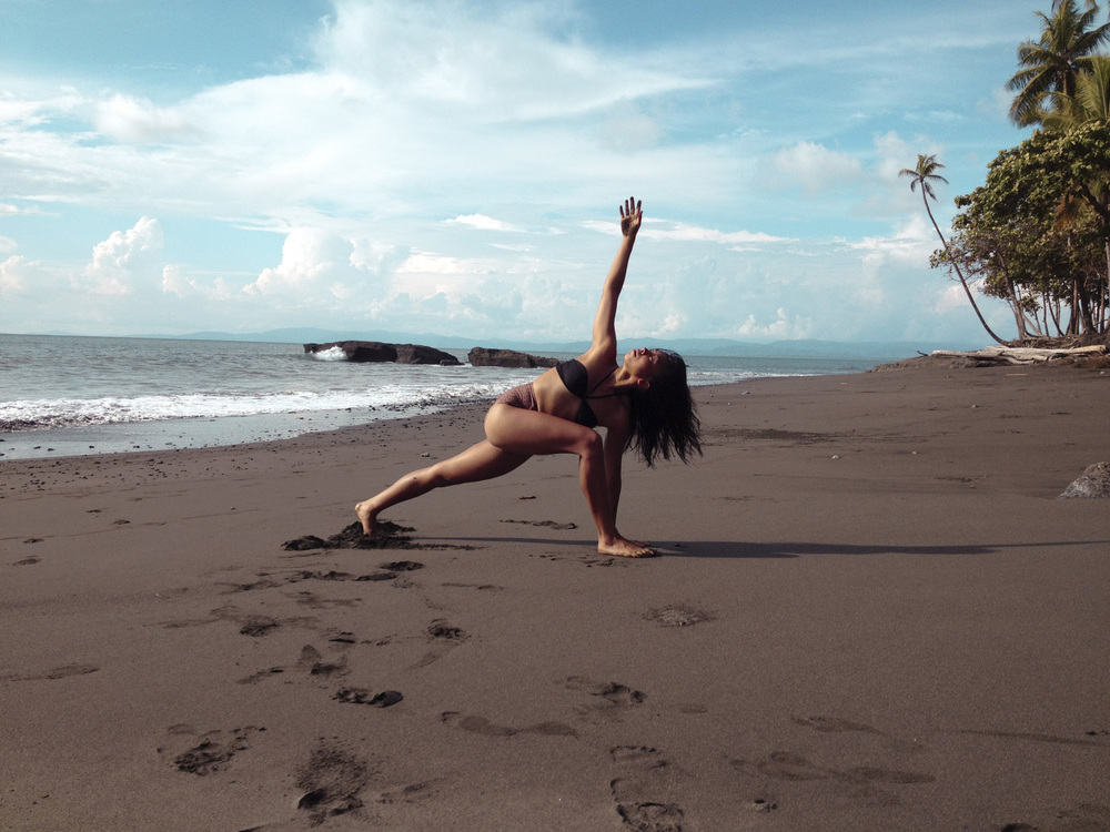 Beach Yoga5.jpg