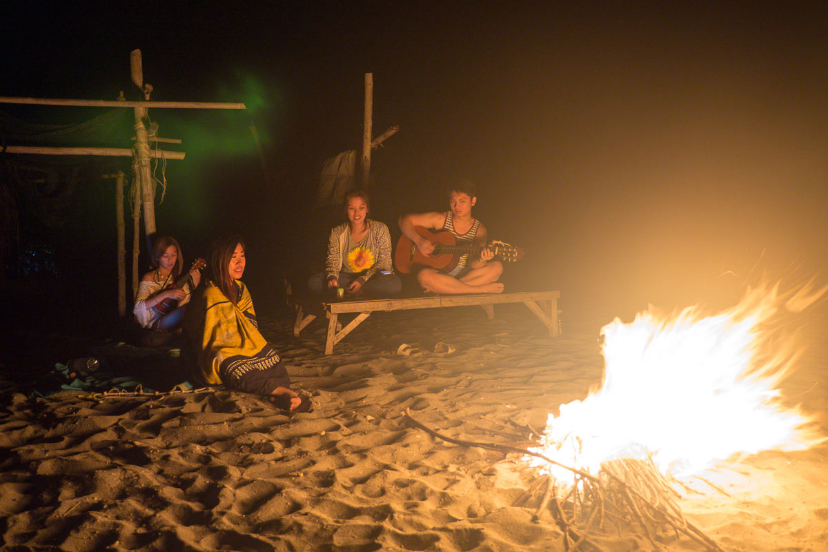 Bonfire jamming on the beach with Isa, Jackie, Lexie of www.365storiestotell.com, and Miggy