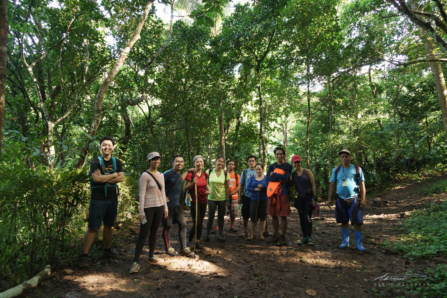 The Trail Adventours and local guides and participants for the day