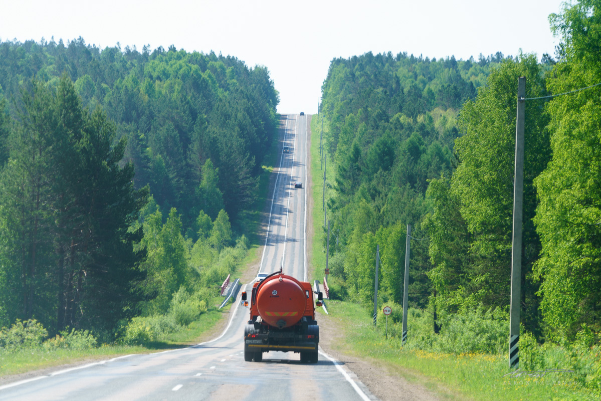 The road from Irkutsk to Lake Baikal